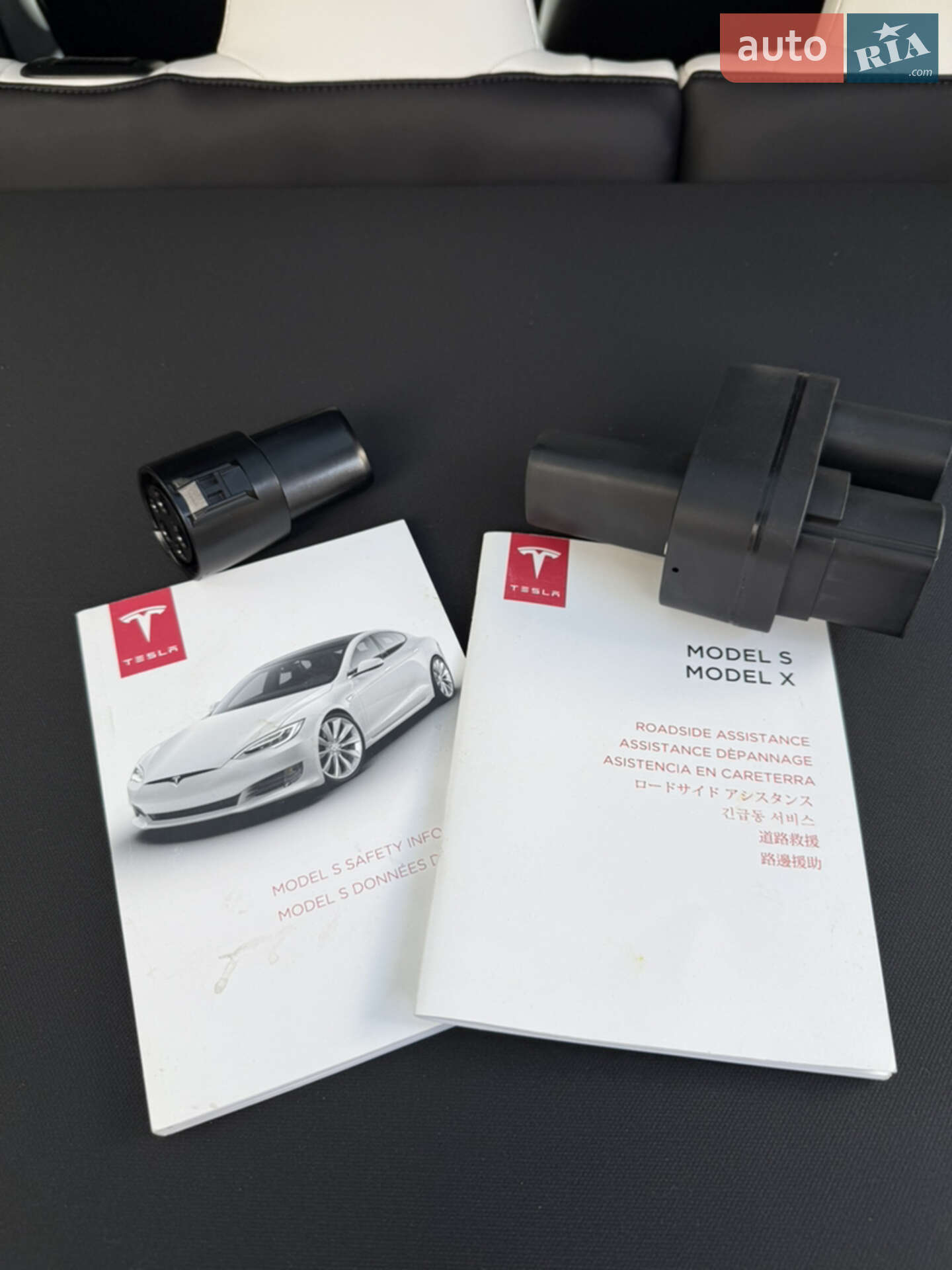 Tesla Model S 2018 VIN 5YJSA1E27JF292027 фото оголошення 11 з 12