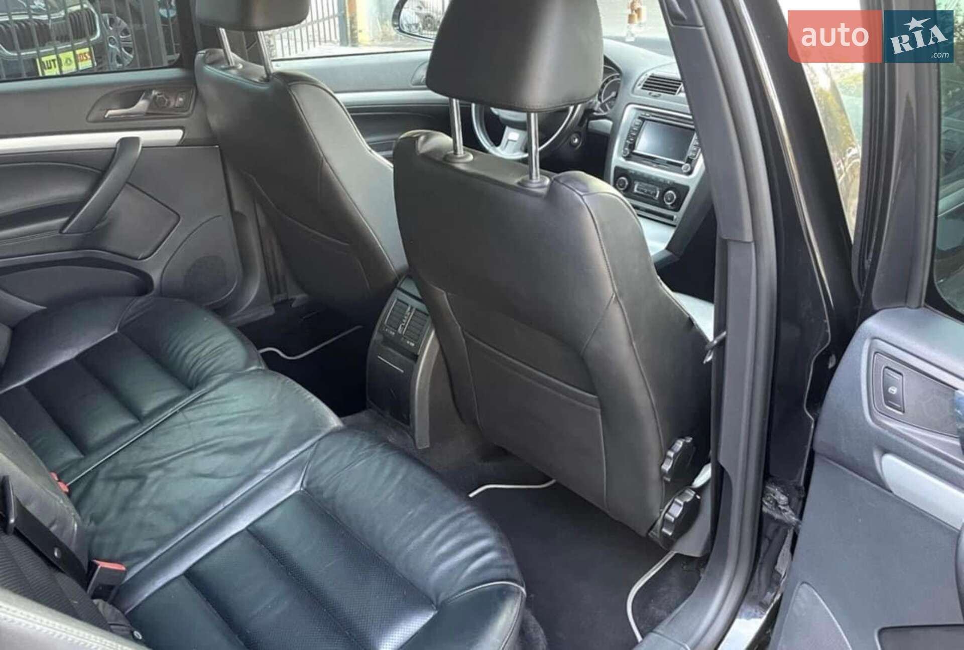 Skoda Octavia 2011 VIN TMBUF61Z3B2130149 фото оголошення 4 з 9