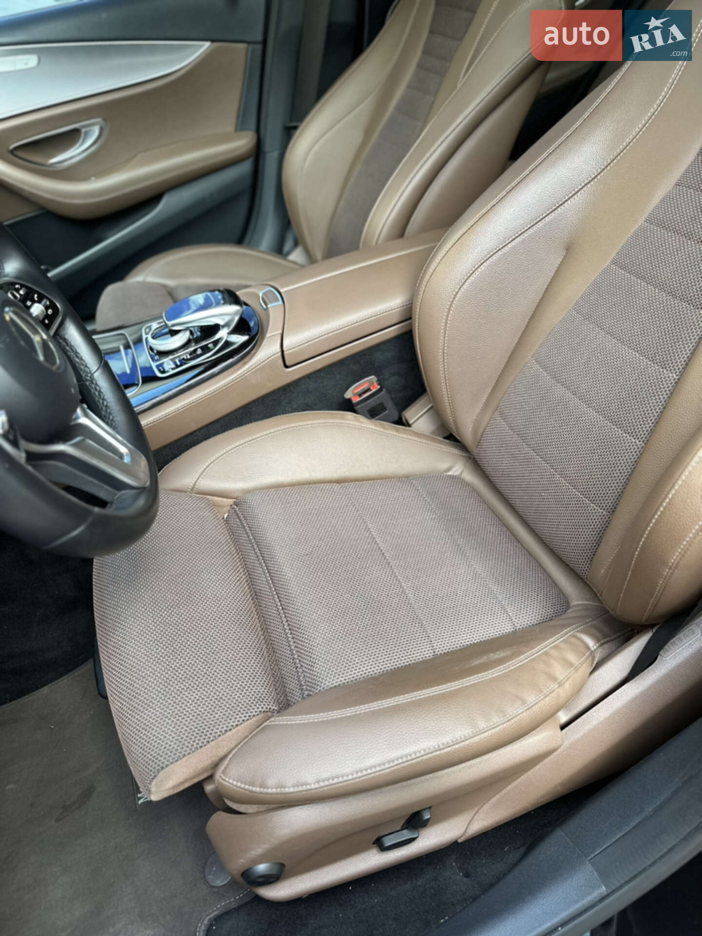 Mercedes-Benz E-Class 2018 VIN WDD2130051A543781 фото оголошення 4 з 6