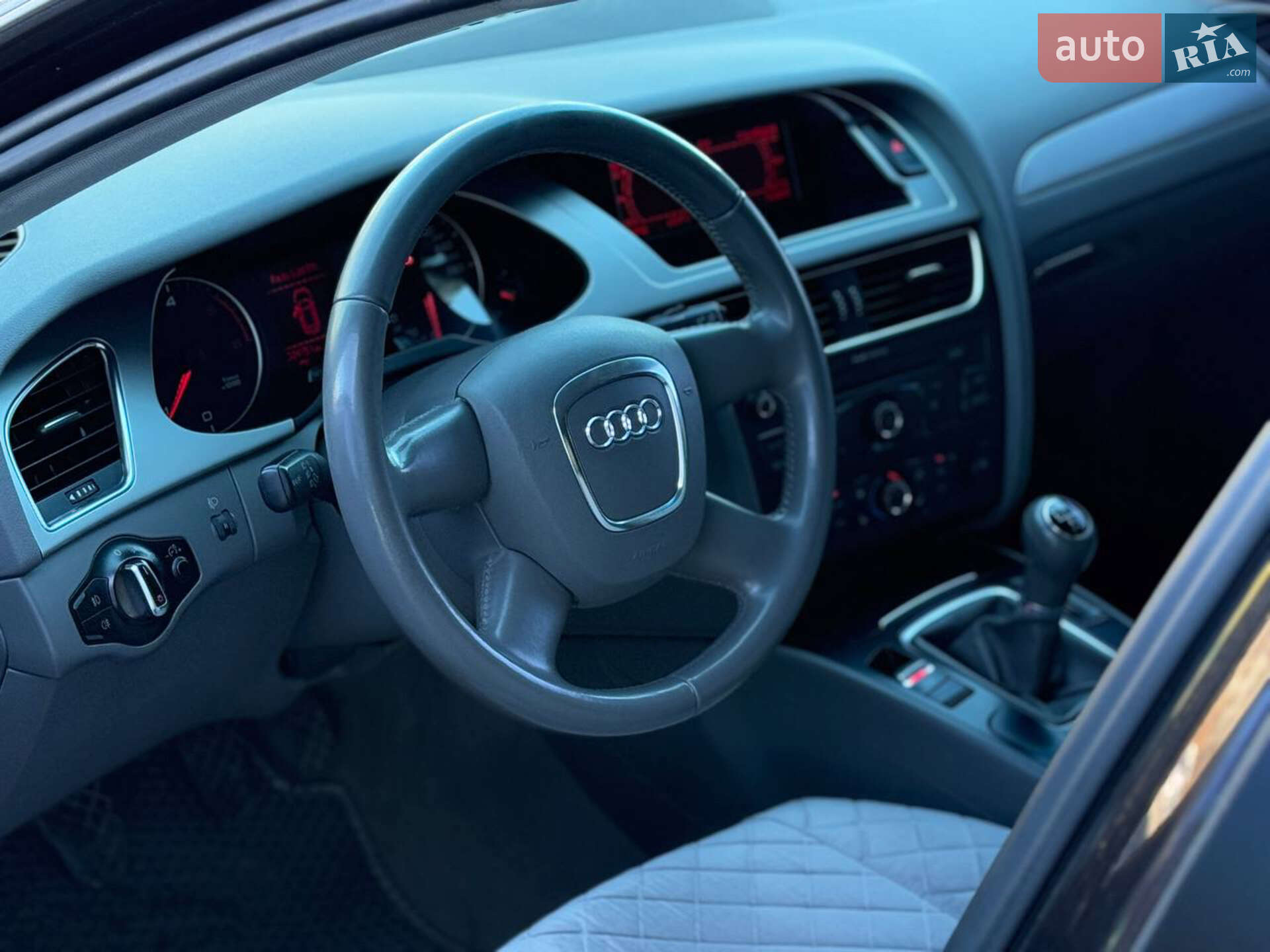 Audi A4 2009 VIN WAUZZZ8K1AA073961 фото оголошення 8 з 23