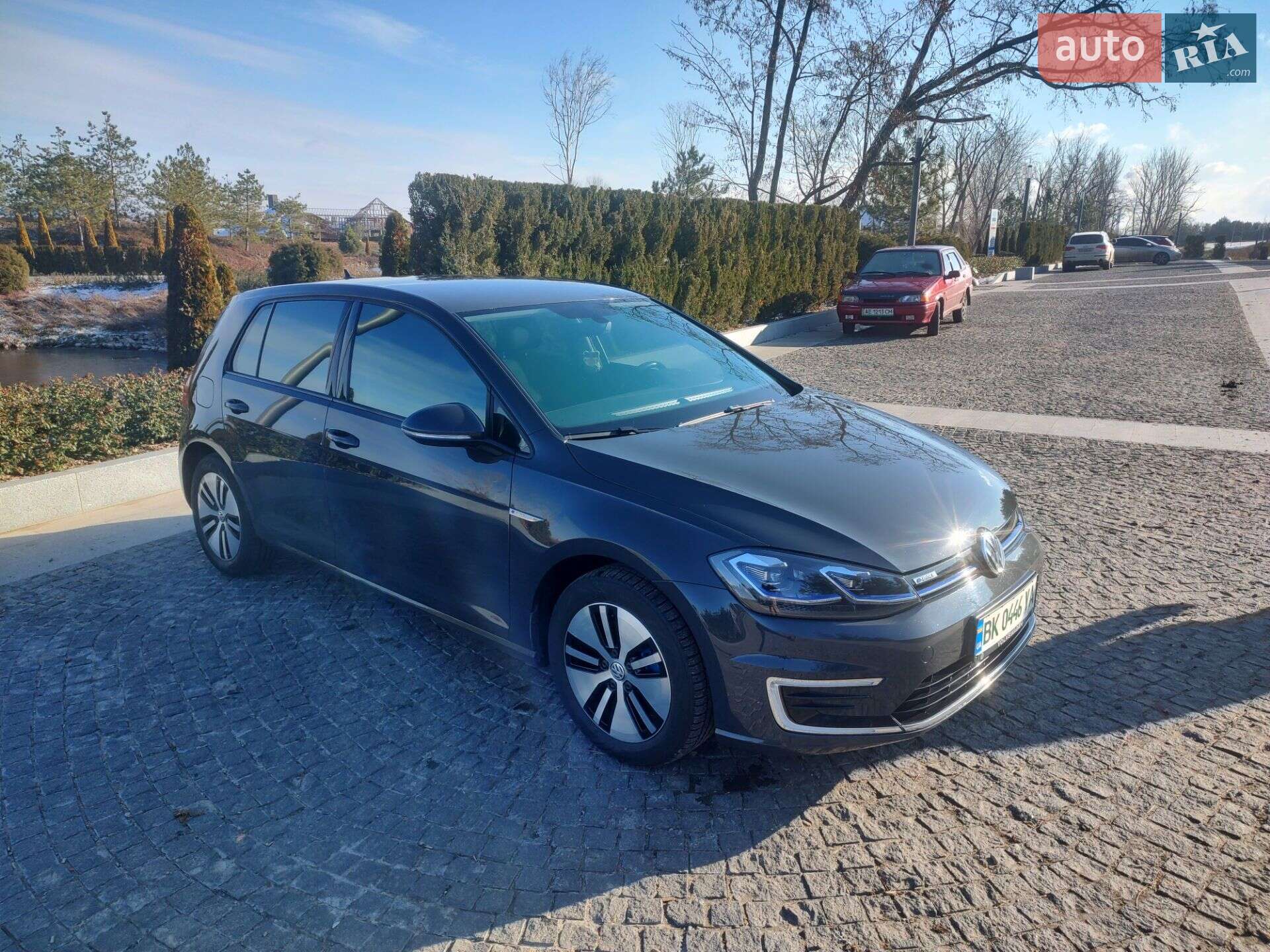 Volkswagen e-Golf 2019 VIN WVWZZZAUZKW909569 фото оголошення 9 з 12