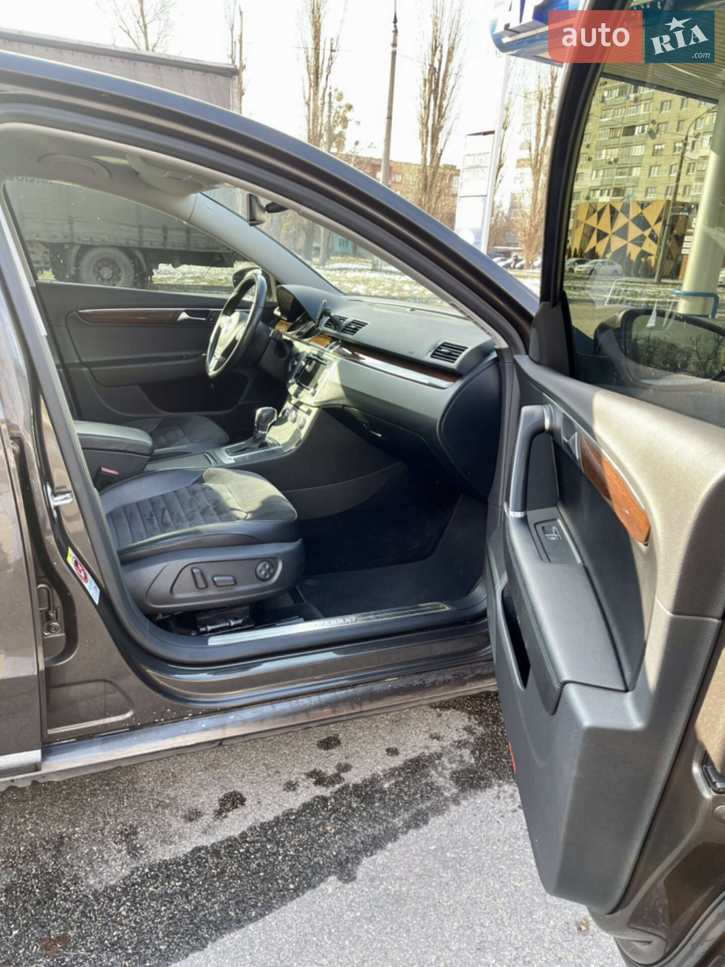 Volkswagen Passat 2013 VIN WVWZZZ3CZEE057773 фото оголошення 6 з 20