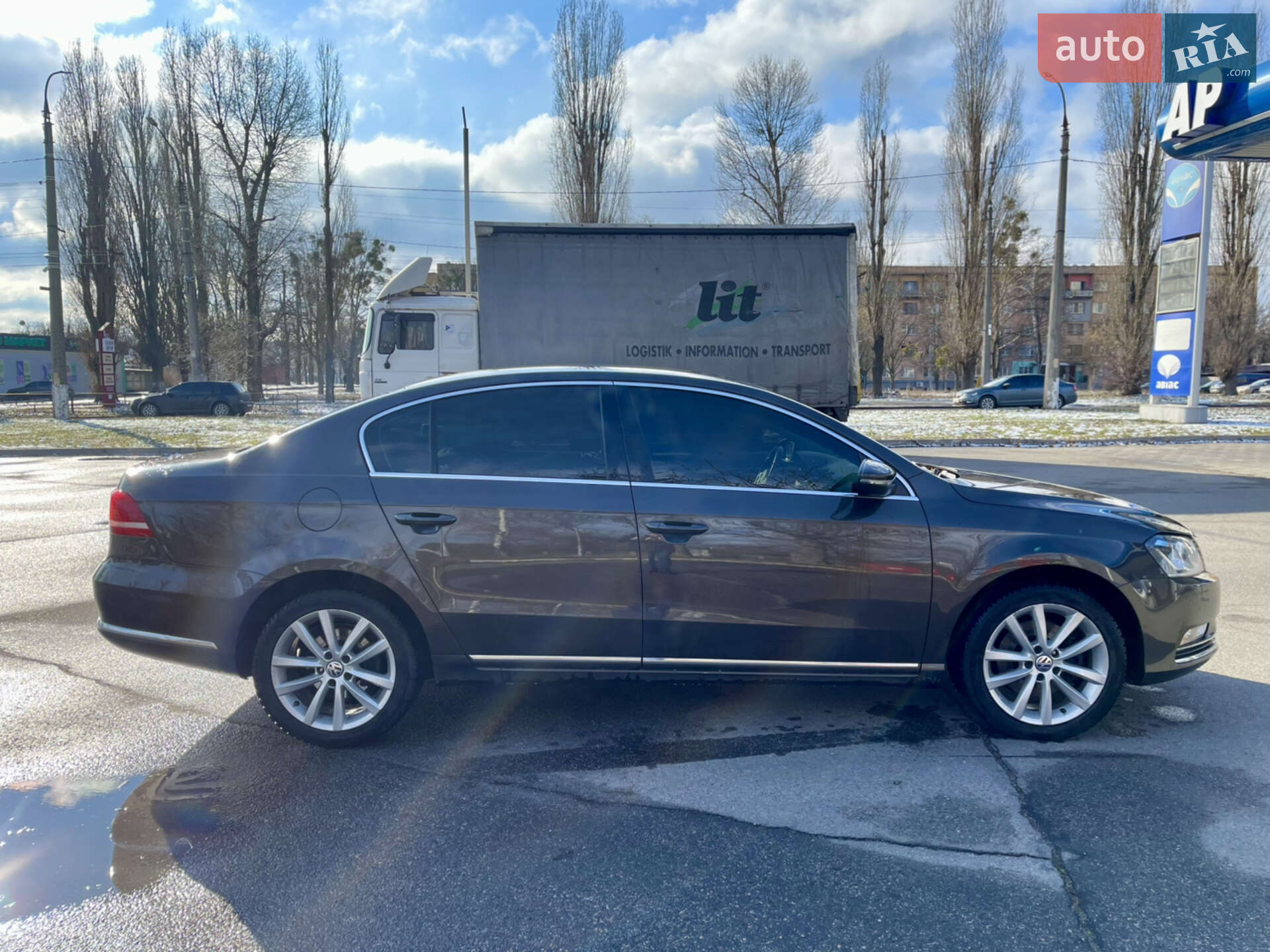 Volkswagen Passat 2013 VIN WVWZZZ3CZEE057773 фото оголошення 8 з 20