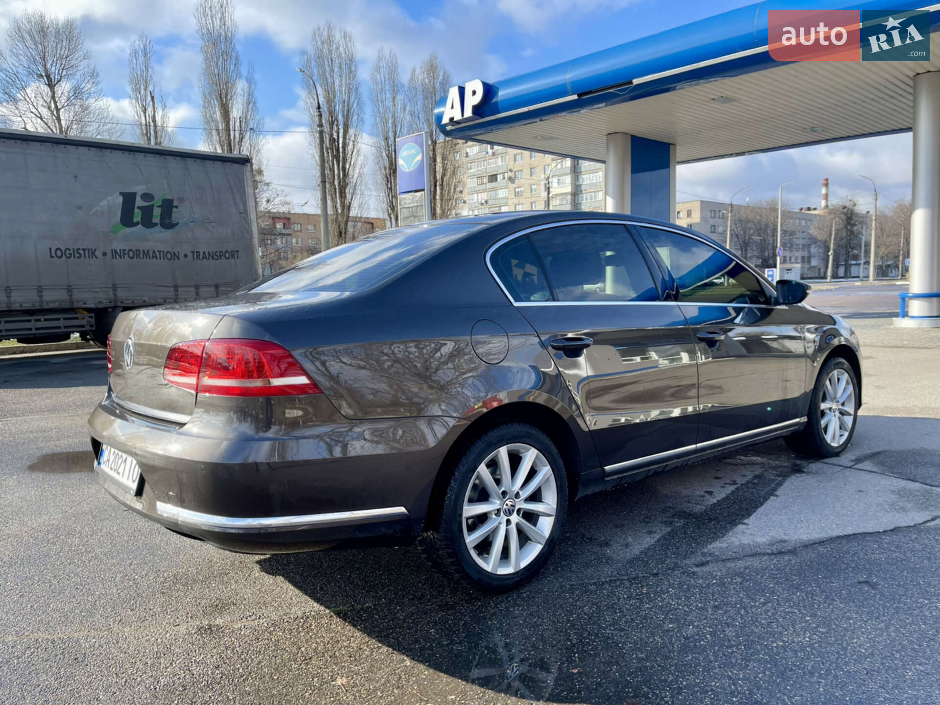 Volkswagen Passat 2013 VIN WVWZZZ3CZEE057773 фото оголошення 11 з 20