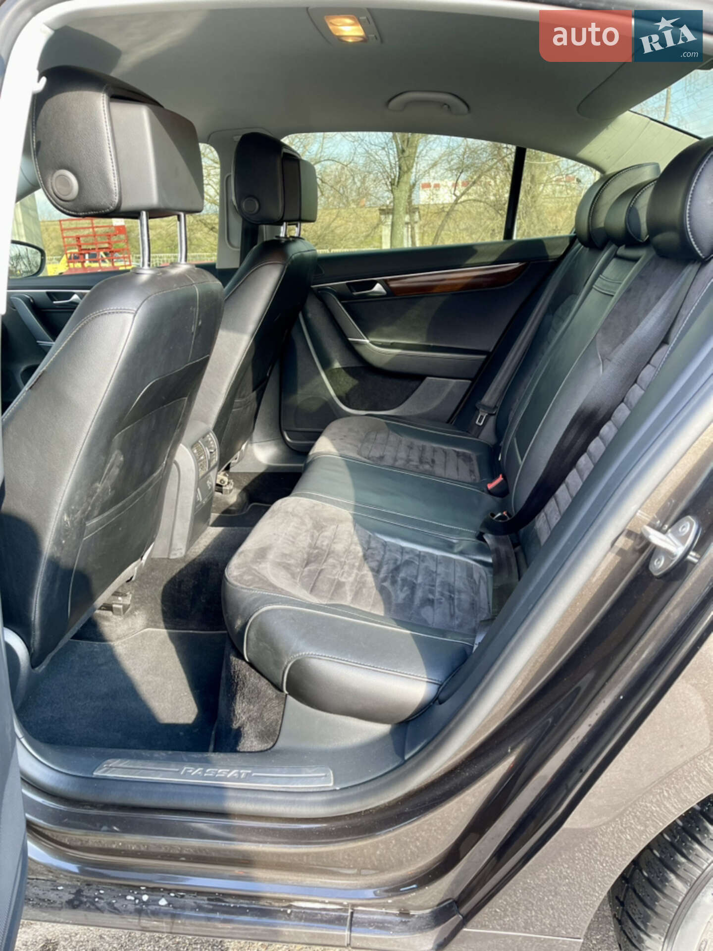 Volkswagen Passat 2013 VIN WVWZZZ3CZEE057773 фото оголошення 13 з 20