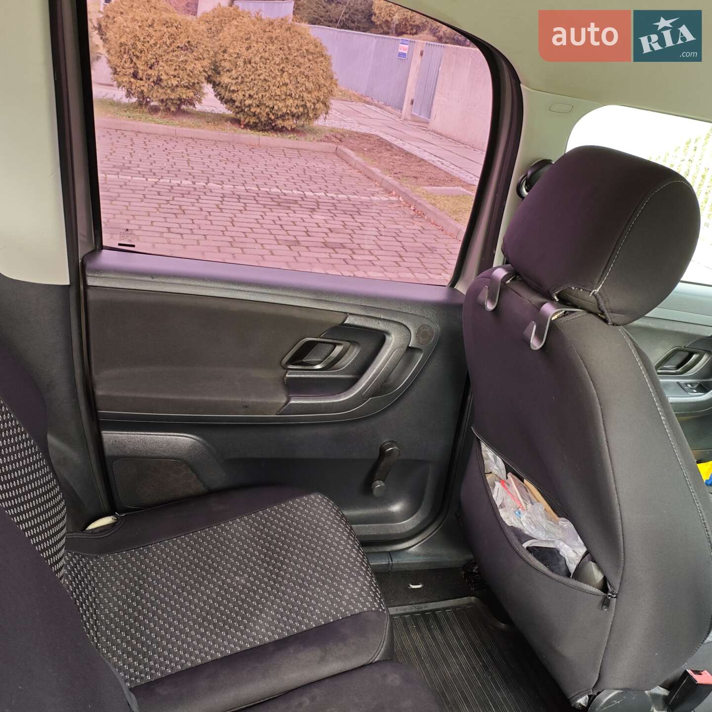 Skoda Roomster 2010 VIN TMBNH45J2BB600078 фото оголошення 11 з 17
