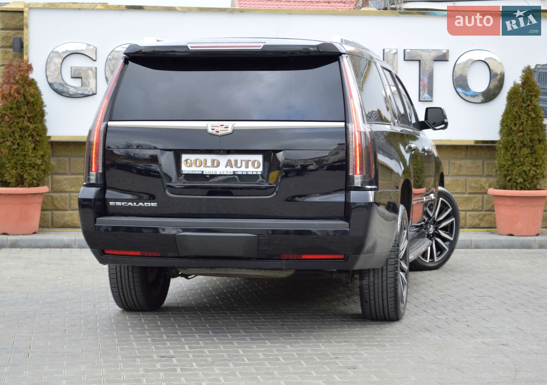 Cadillac Escalade 2017 VIN 1GYS4HKJ7JR115333 фото оголошення 17 з 67