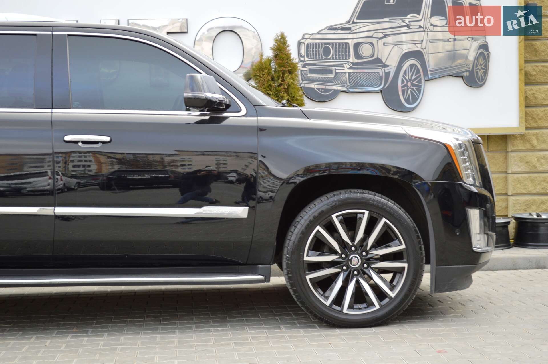 Cadillac Escalade 2017 VIN 1GYS4HKJ7JR115333 фото оголошення 21 з 67