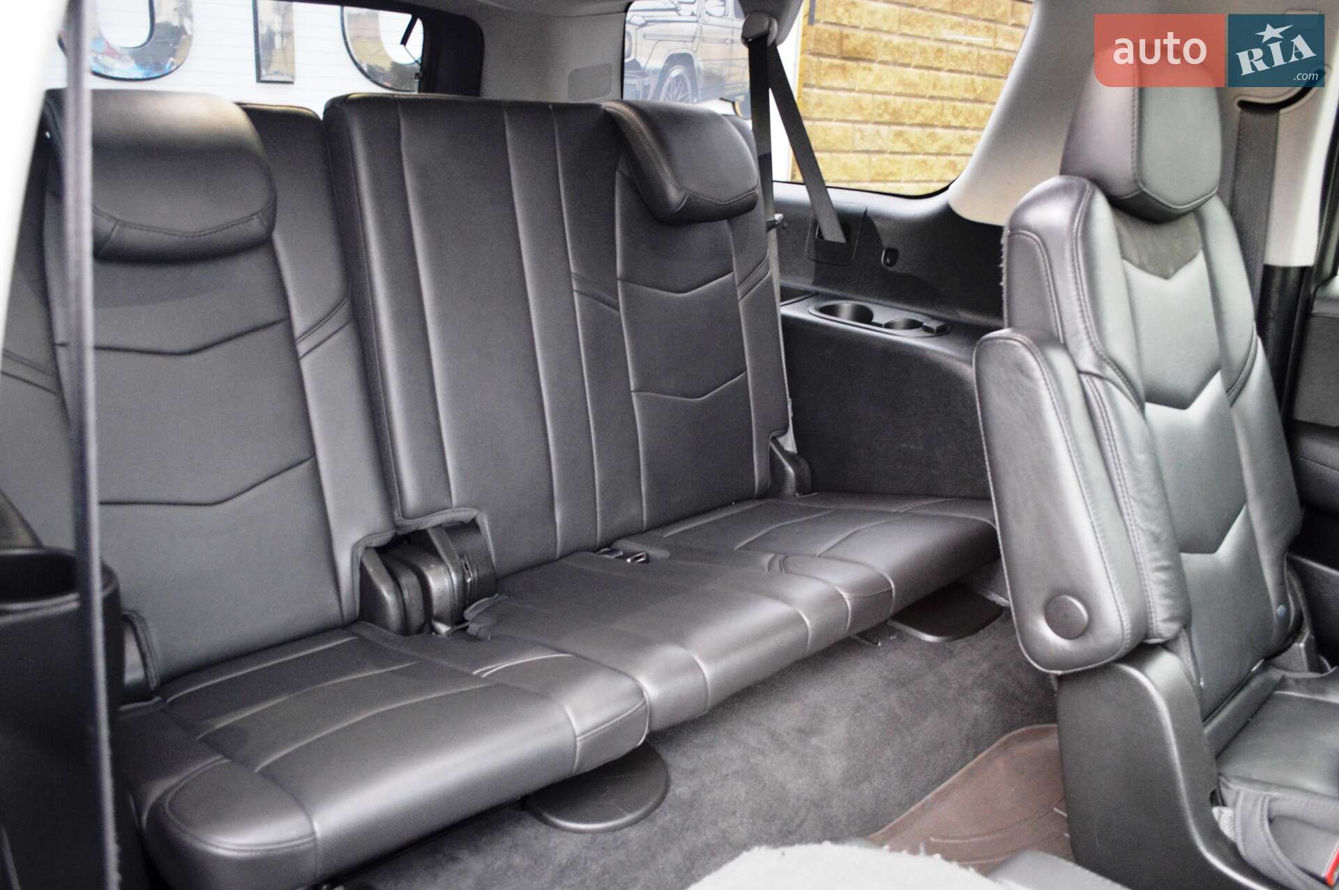 Cadillac Escalade 2017 VIN 1GYS4HKJ7JR115333 фото оголошення 61 з 67