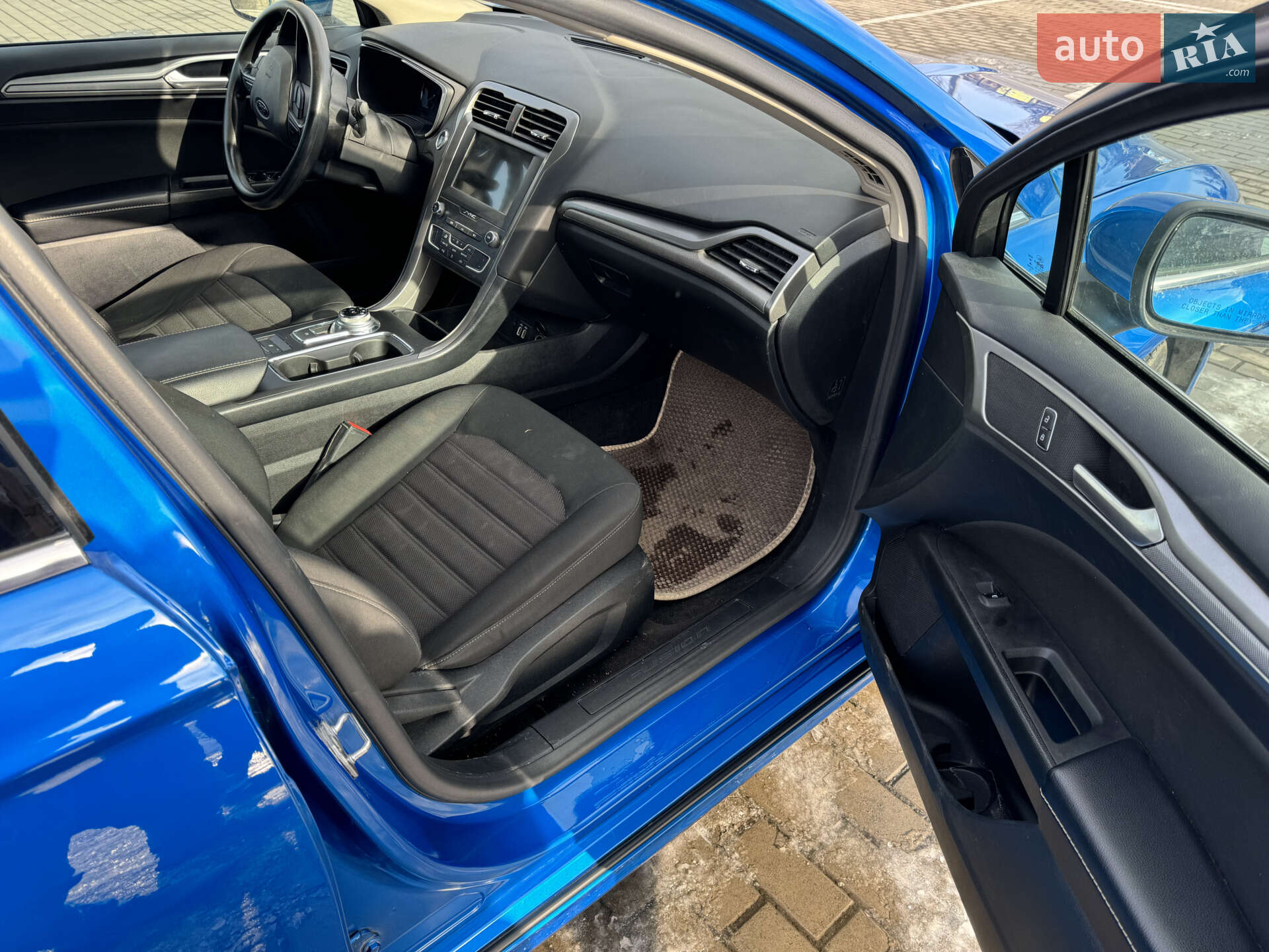 Ford Fusion 2019 VIN 3FA6P0HD6LR124670 фото оголошення 18 з 27