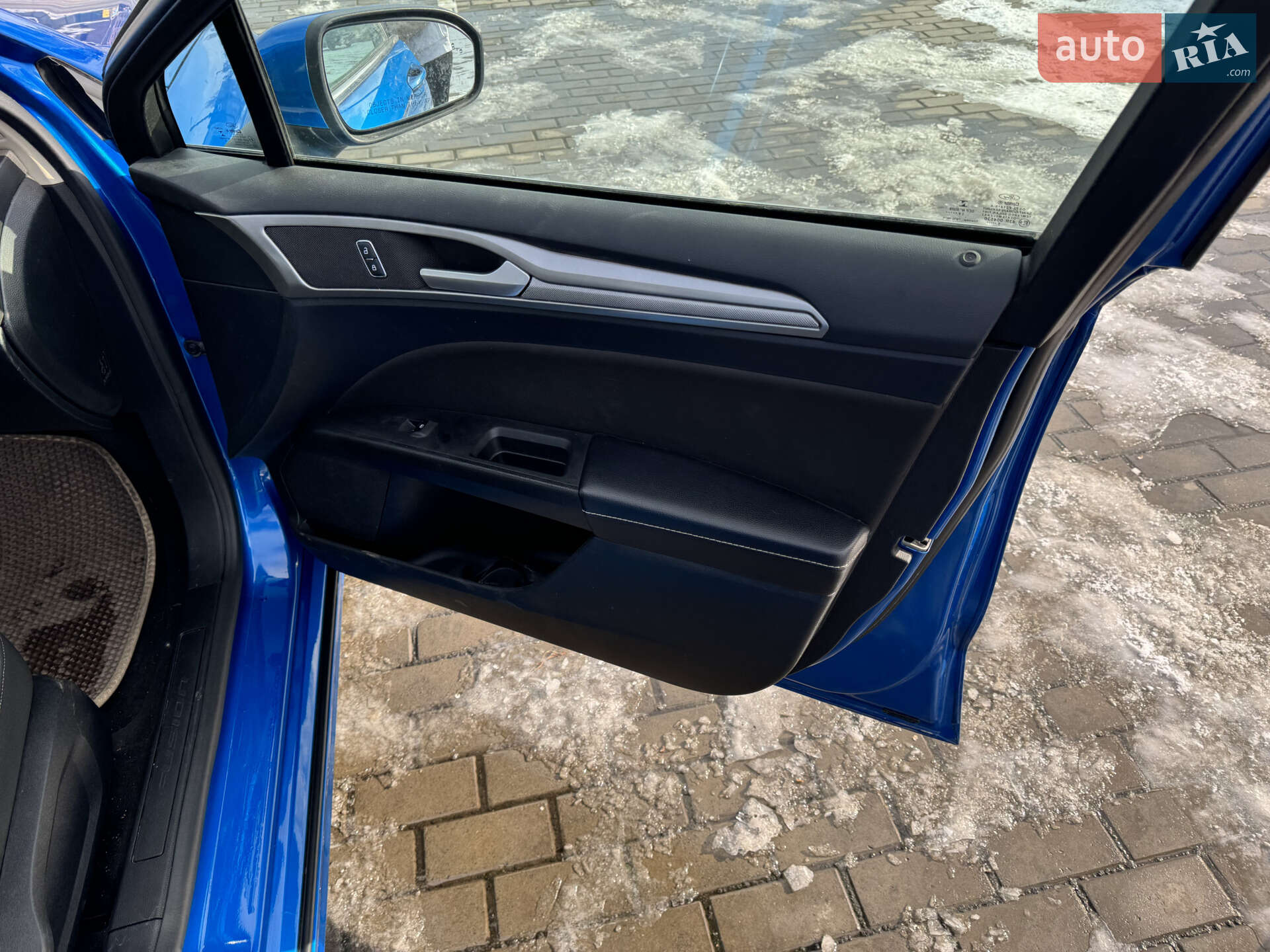 Ford Fusion 2019 VIN 3FA6P0HD6LR124670 фото оголошення 19 з 27
