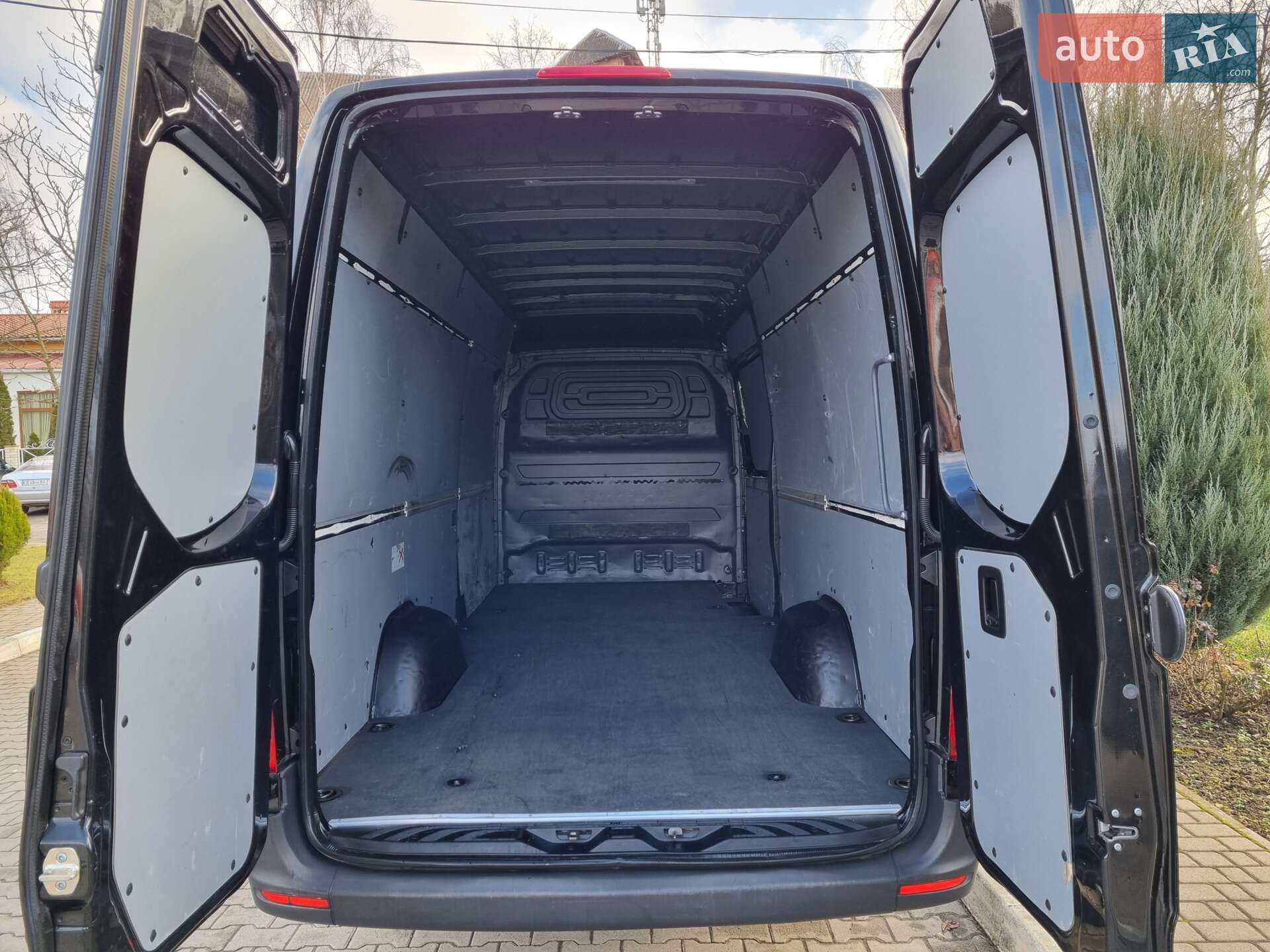 Mercedes-Benz Sprinter 2020 VIN W1V9076351P241900 фото оголошення 9 з 35