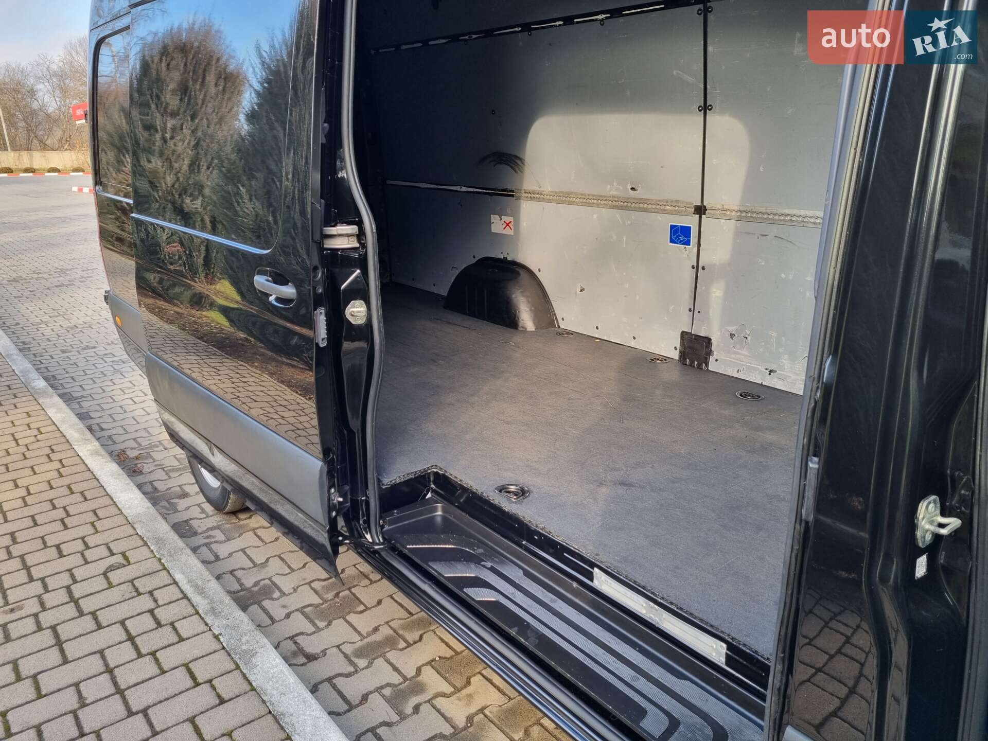 Mercedes-Benz Sprinter 2020 VIN W1V9076351P241900 фото оголошення 10 з 35