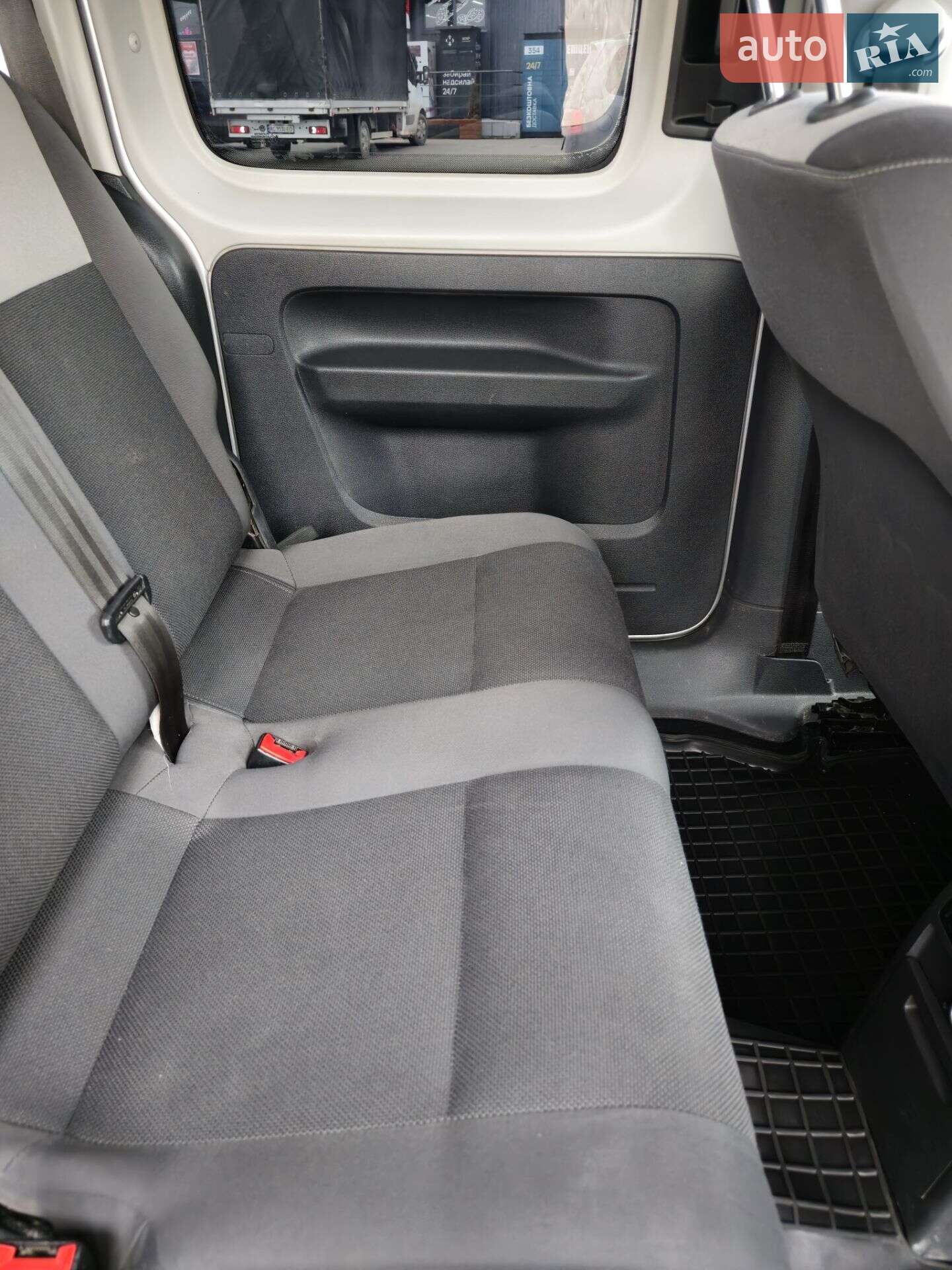 Volkswagen Caddy 2014 VIN WV2ZZZ2KZEX145133 фото оголошення 8 з 24