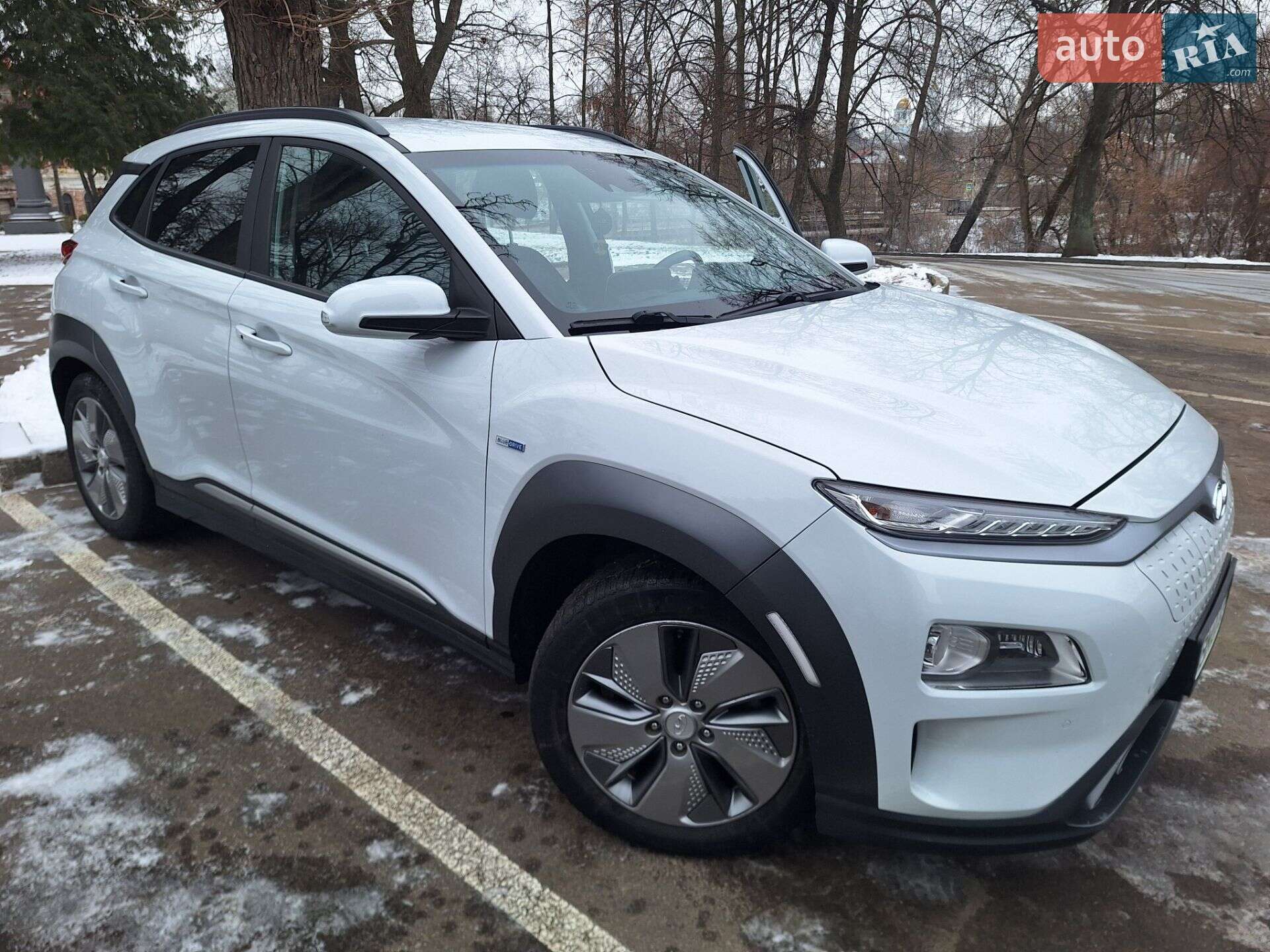 Hyundai Kona Electric 2019 VIN KMHK581GFKU050942 фото оголошення 24 з 49