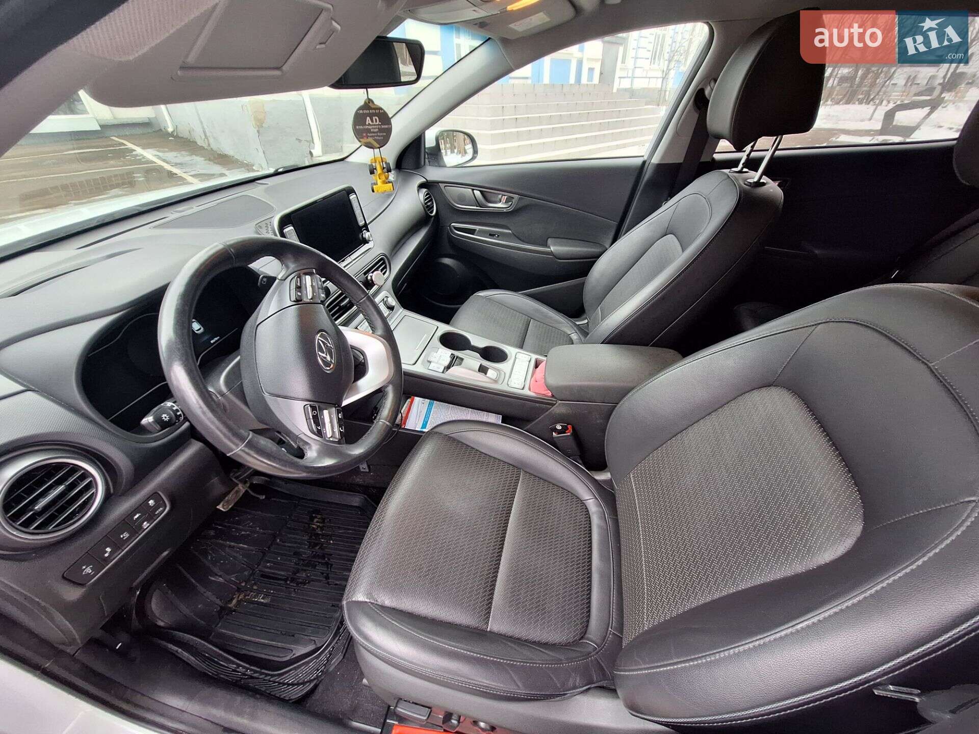 Hyundai Kona Electric 2019 VIN KMHK581GFKU050942 фото оголошення 35 з 49