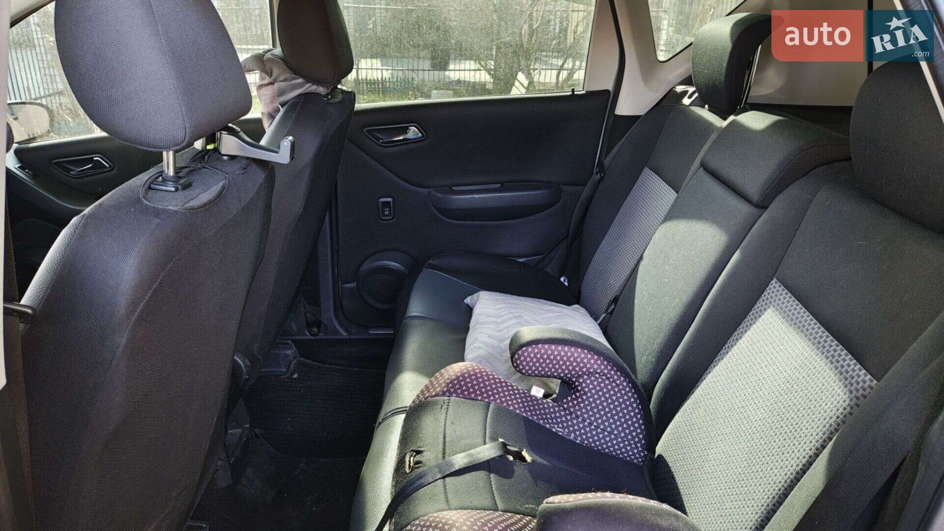 Mercedes-Benz A-Class 2007 VIN WDD1690071J425631 фото оголошення 4 з 5
