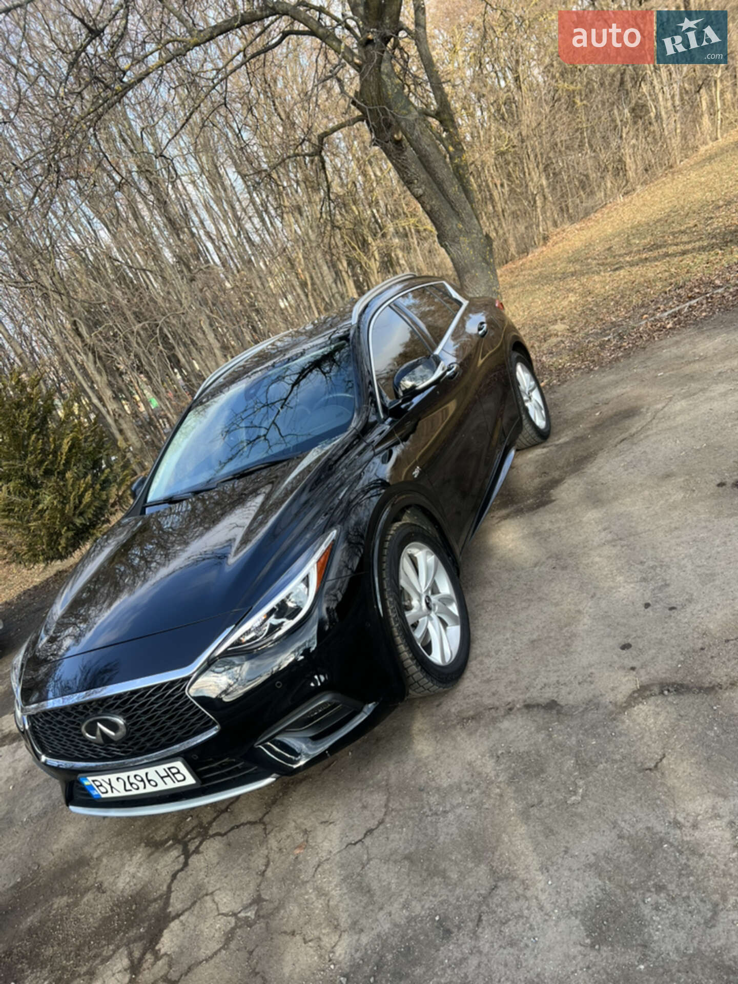 Infiniti QX30 2018 VIN SJKCH5CP3KA009894 фото оголошення 17 з 45