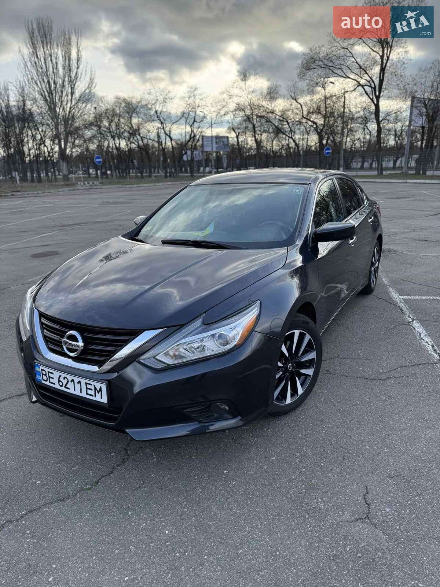 Nissan Altima 2018 VIN 1N4AL3AP6JC181894 фото оголошення 4 з 14
