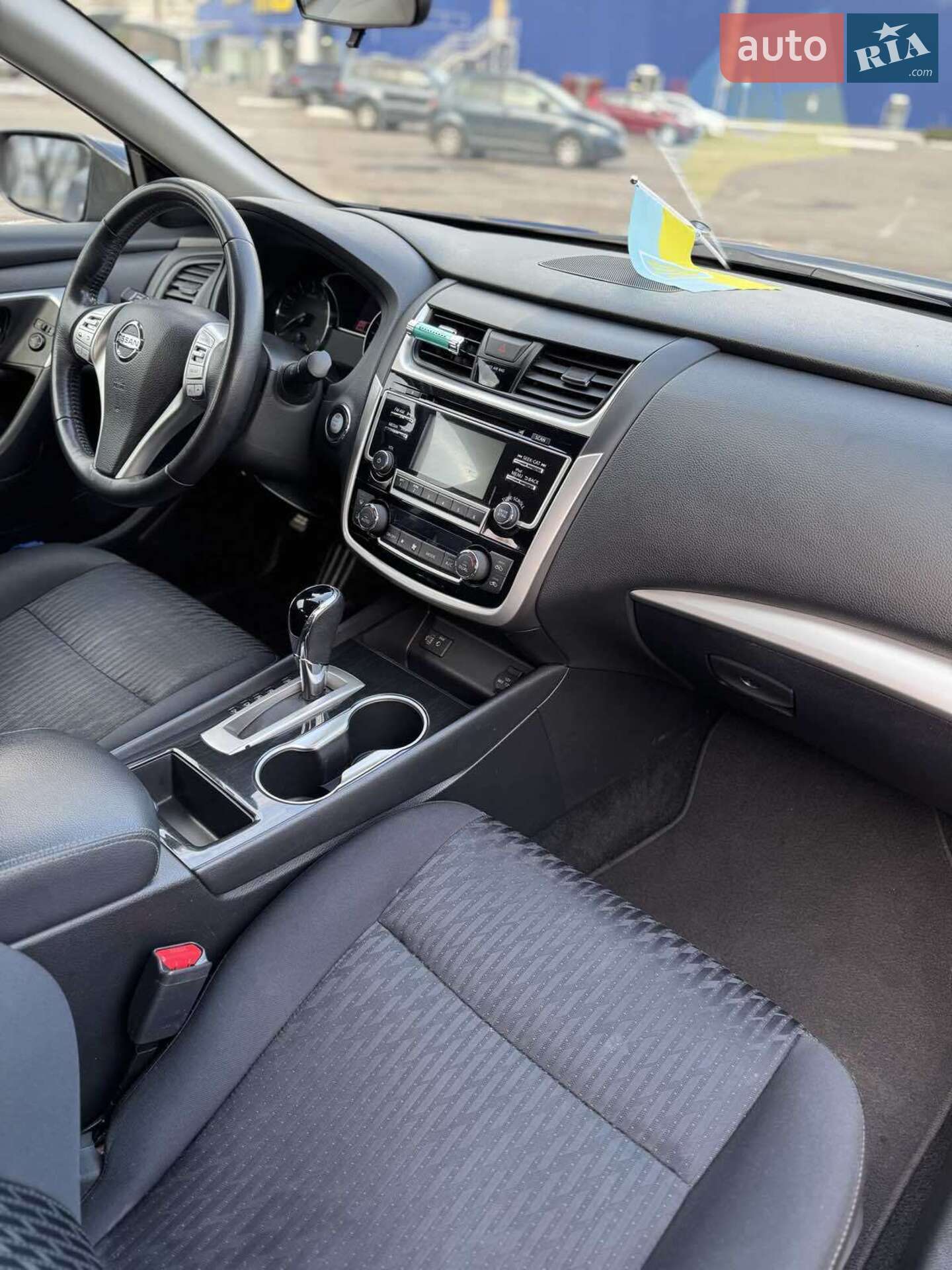 Nissan Altima 2018 VIN 1N4AL3AP6JC181894 фото оголошення 11 з 14