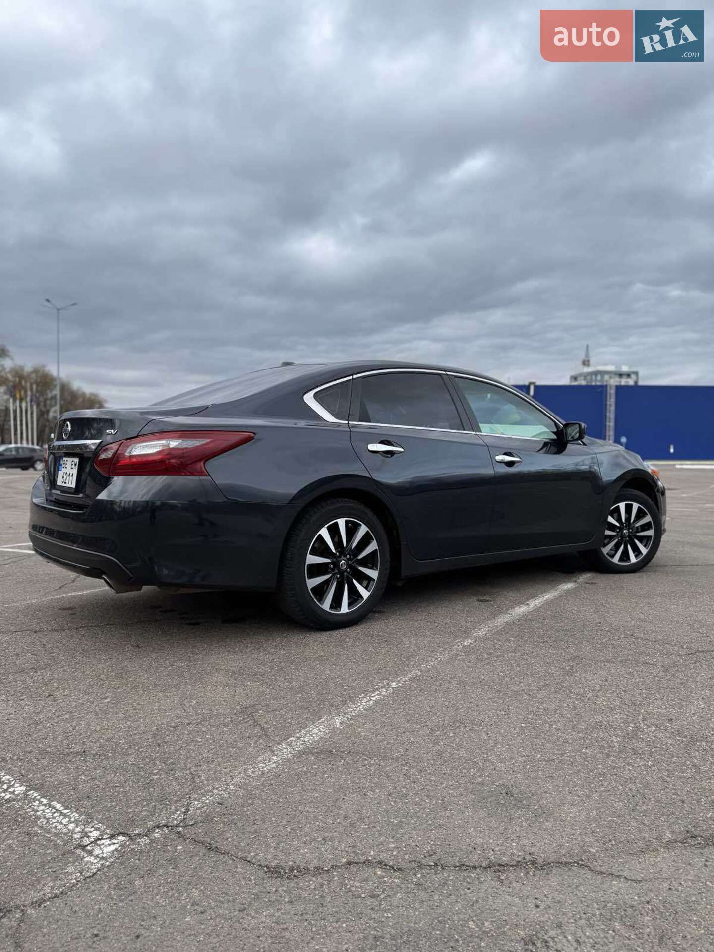 Nissan Altima 2018 VIN 1N4AL3AP6JC181894 фото оголошення 2 з 14