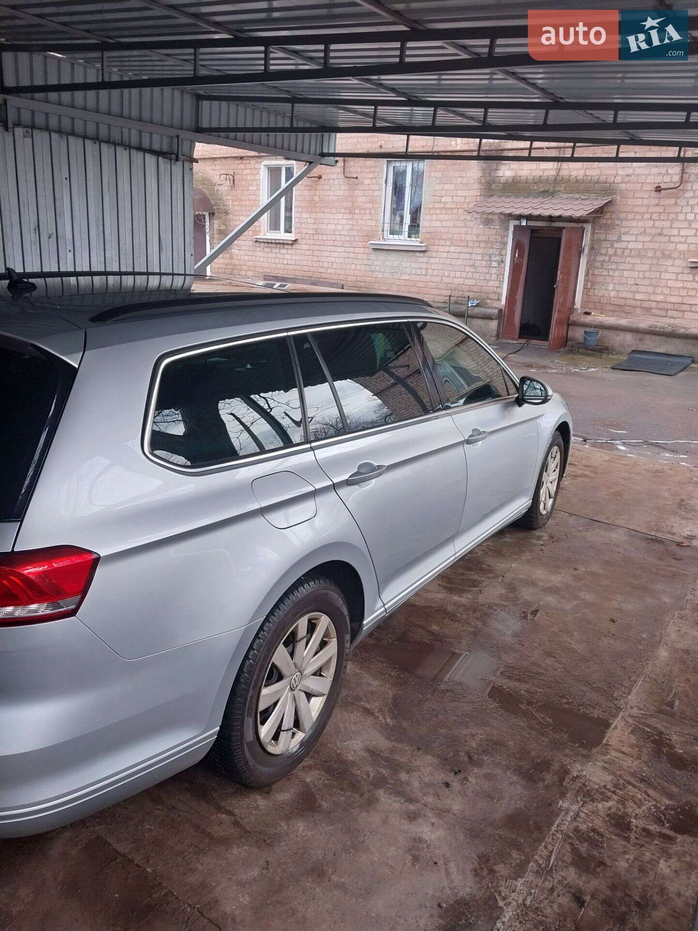 Volkswagen Passat 2016 VIN WVWZZZ3CZHP004413 фото оголошення 4 з 60