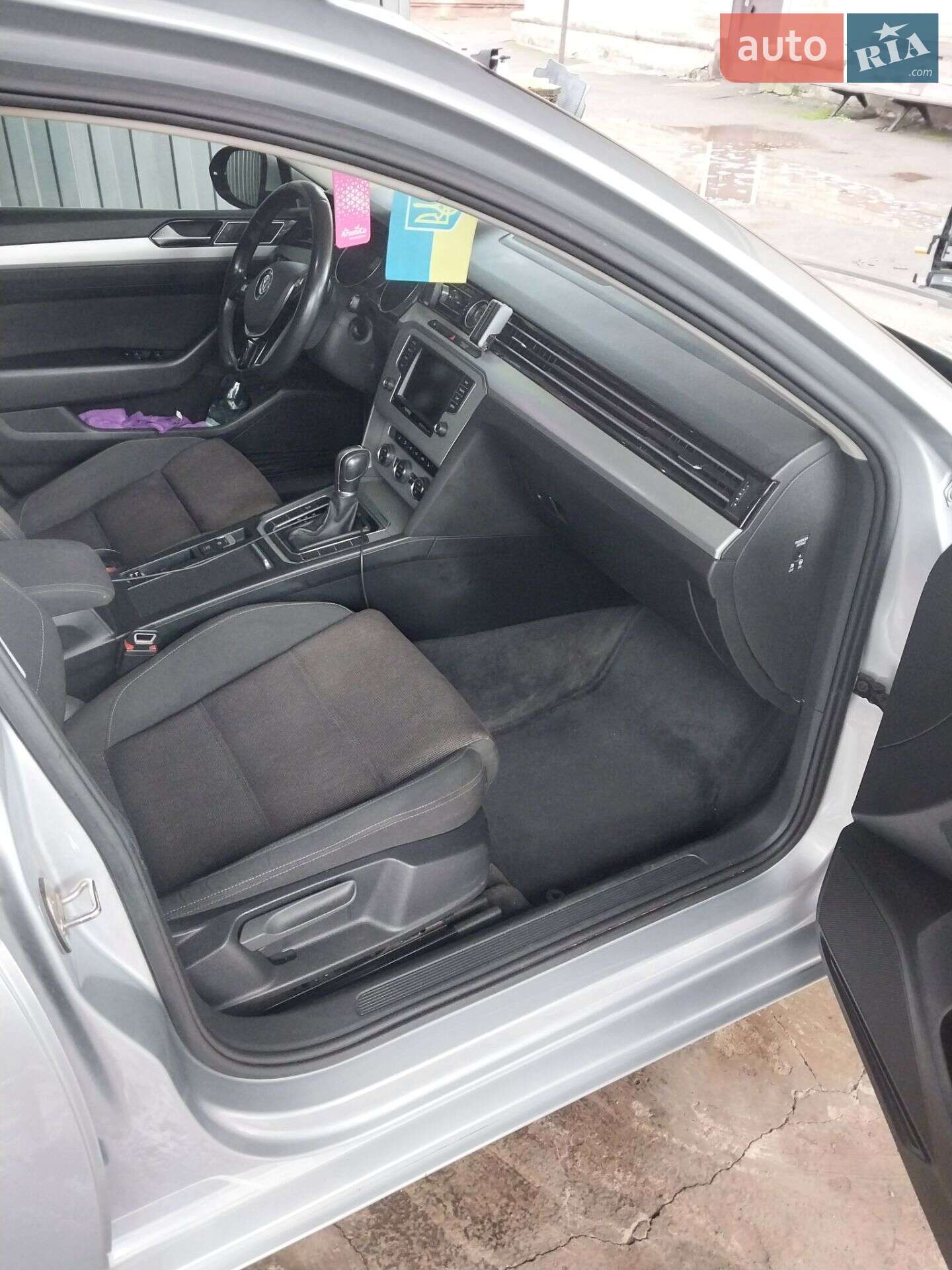 Volkswagen Passat 2016 VIN WVWZZZ3CZHP004413 фото оголошення 8 з 60