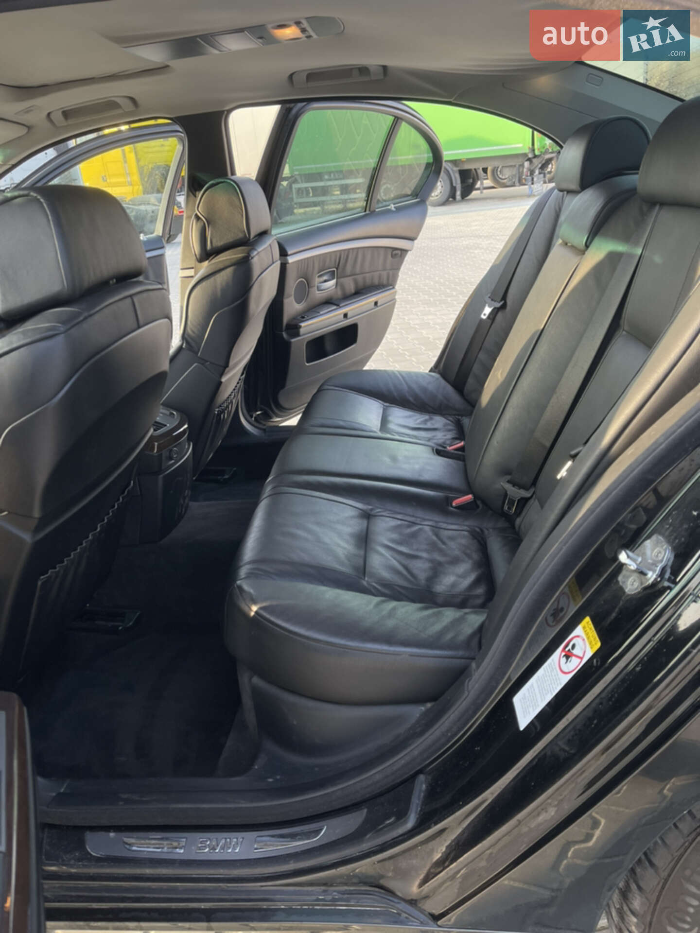 BMW 7 Series 2005 VIN WBAGM41000DS02528 фото оголошення 9 з 13