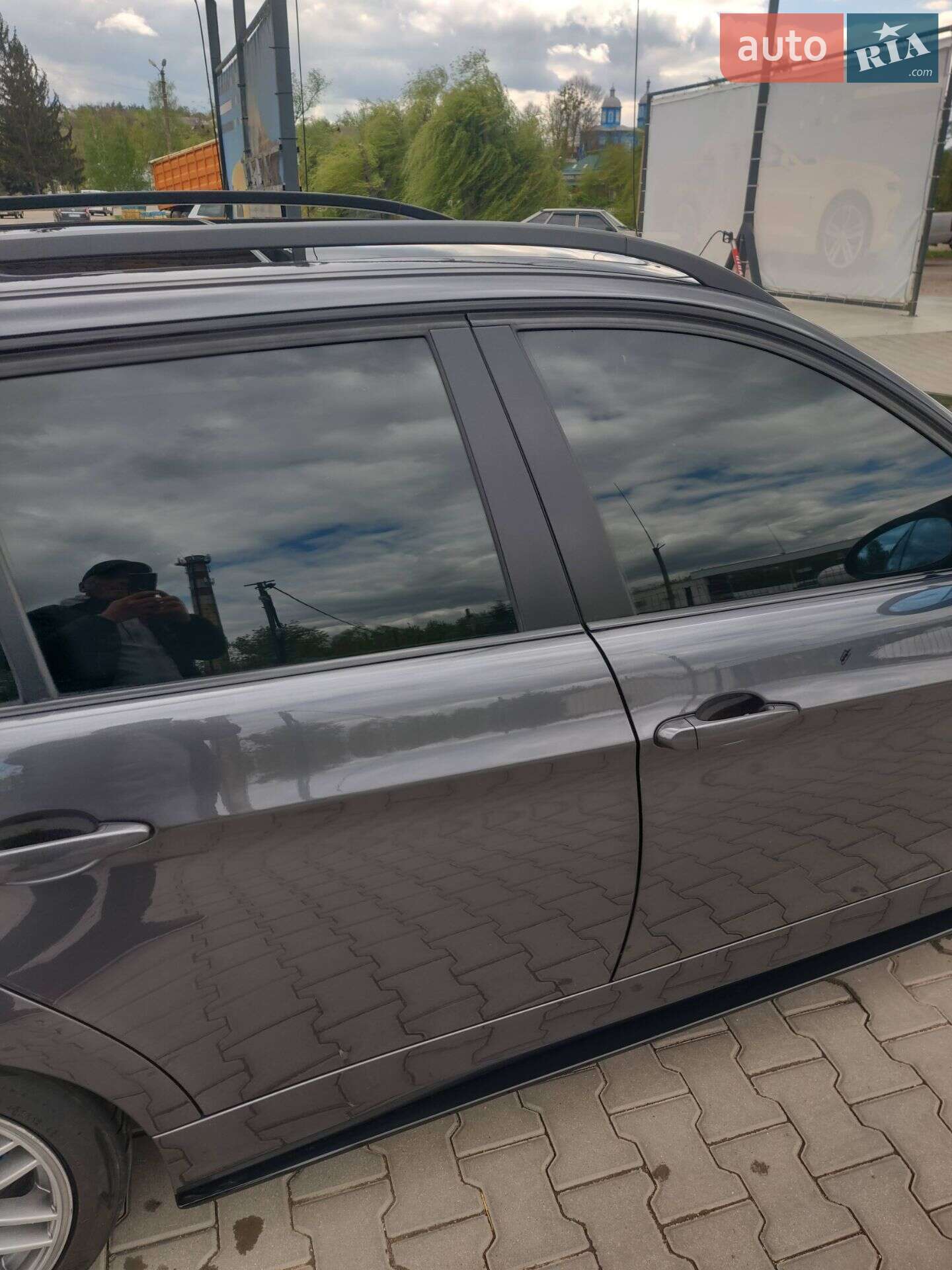 BMW 3 Series 2005 VIN WBAVT91060KT90426 фото оголошення 2 з 59