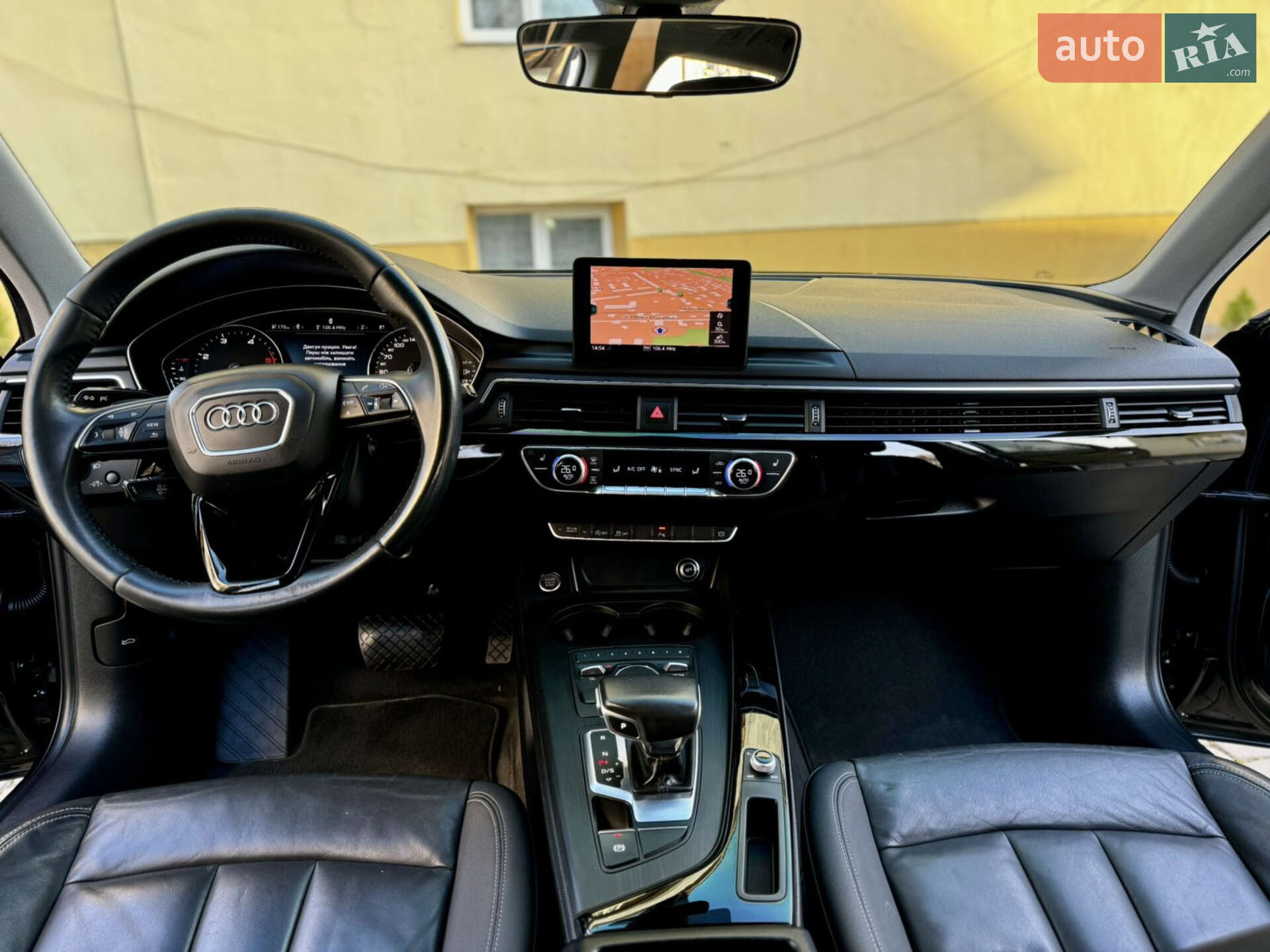 Audi A4 2019 VIN WAUZZZF47KA079088 фото оголошення 11 з 26
