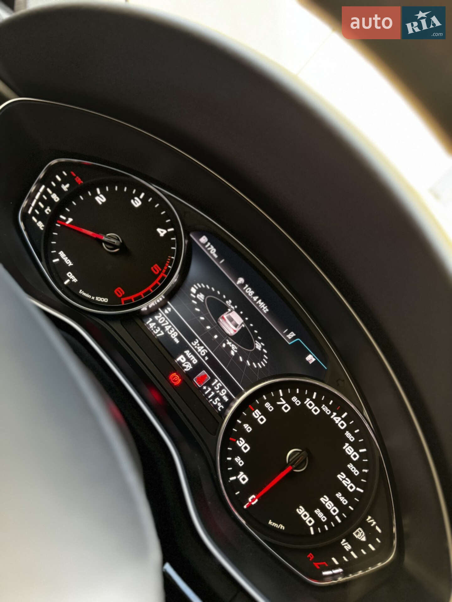 Audi A4 2019 VIN WAUZZZF47KA079088 фото оголошення 14 з 26