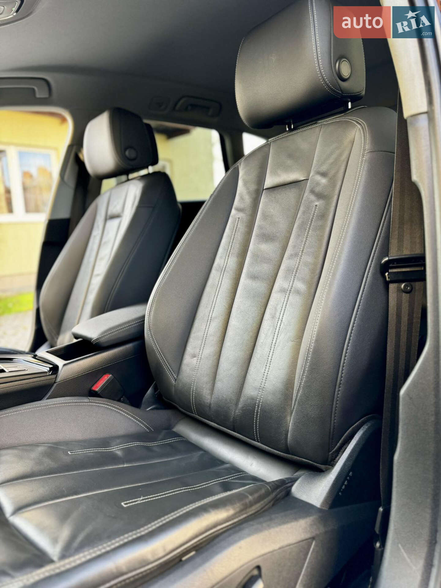 Audi A4 2019 VIN WAUZZZF47KA079088 фото оголошення 25 з 26