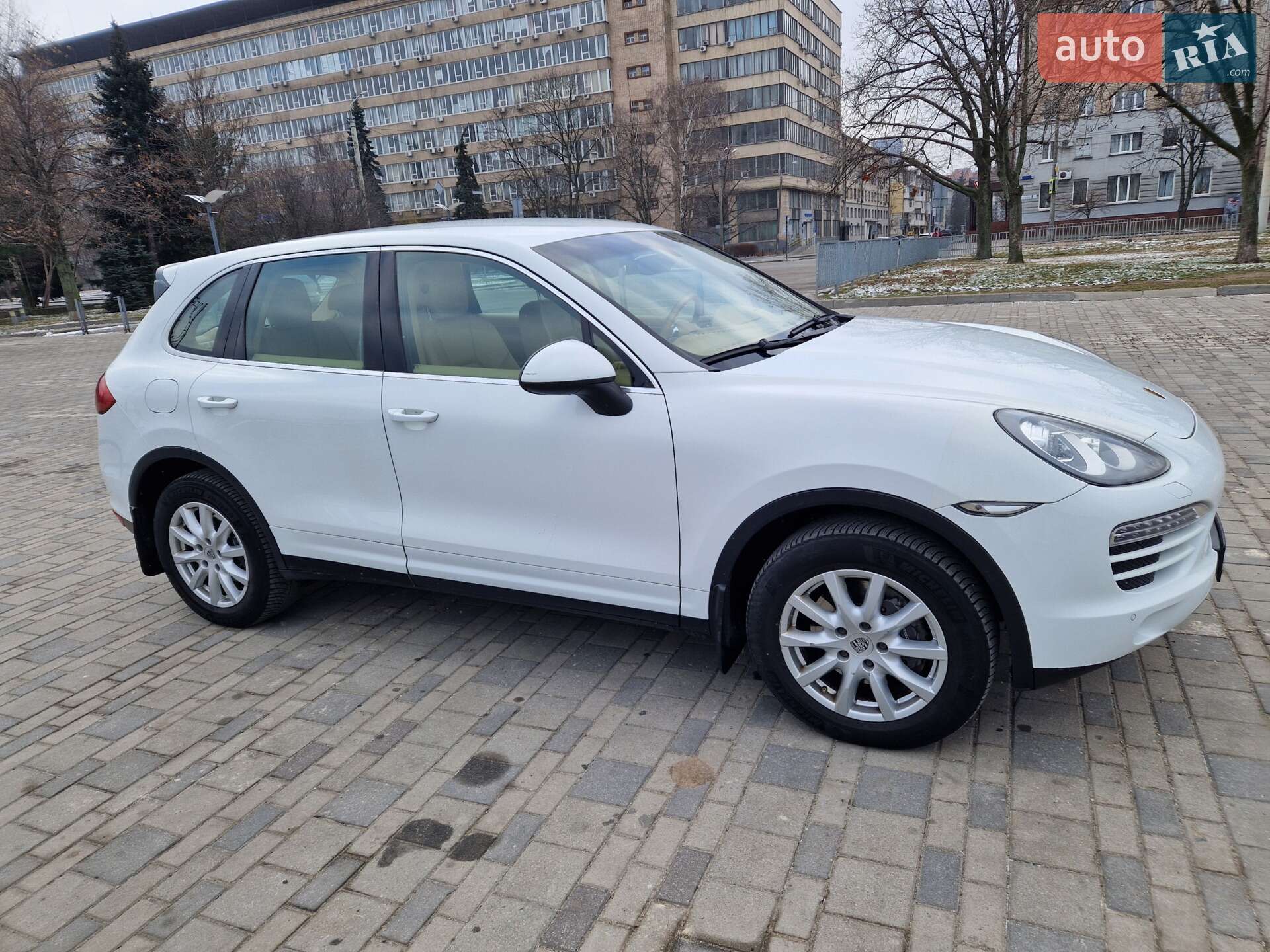 Porsche Cayenne 2012 VIN WP1ZZZ92ZCLA11476 фото оголошення 4 з 9