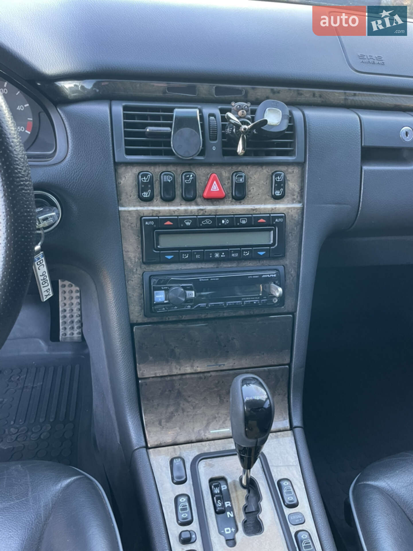 Mercedes-Benz E-Class 2001 VIN WDB2100261B442732 фото оголошення 4 з 35
