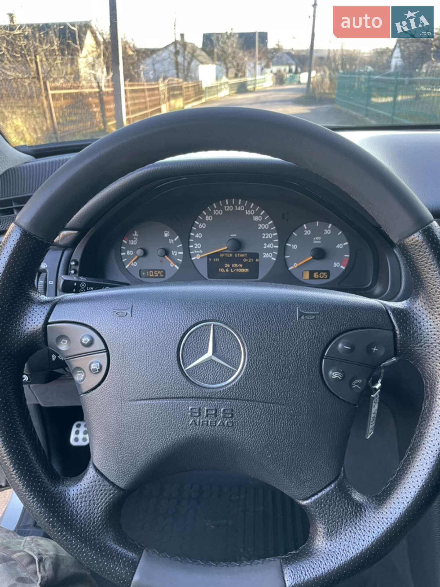 Mercedes-Benz E-Class 2001 VIN WDB2100261B442732 фото оголошення 5 з 35