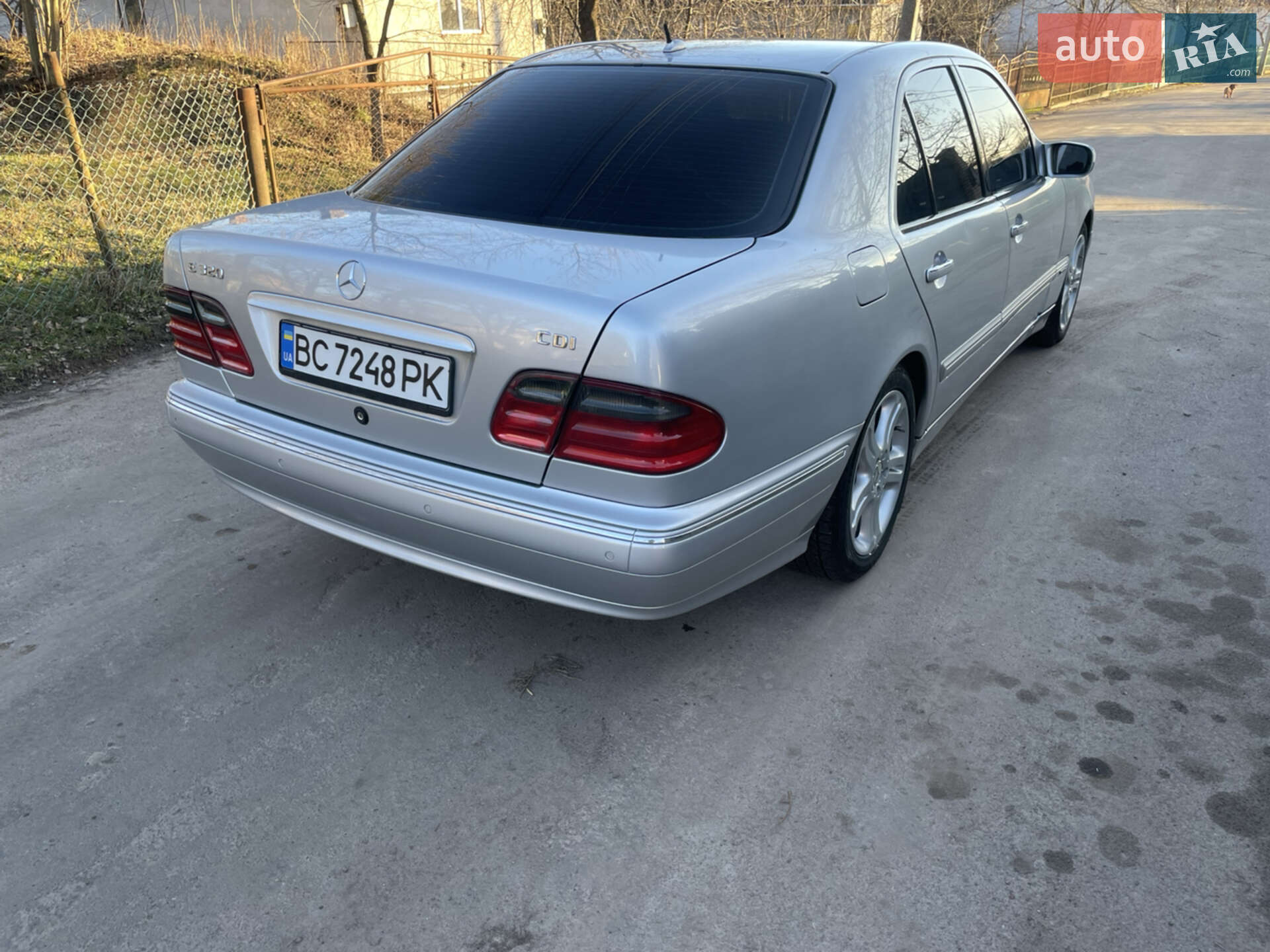 Mercedes-Benz E-Class 2001 VIN WDB2100261B442732 фото оголошення 29 з 35