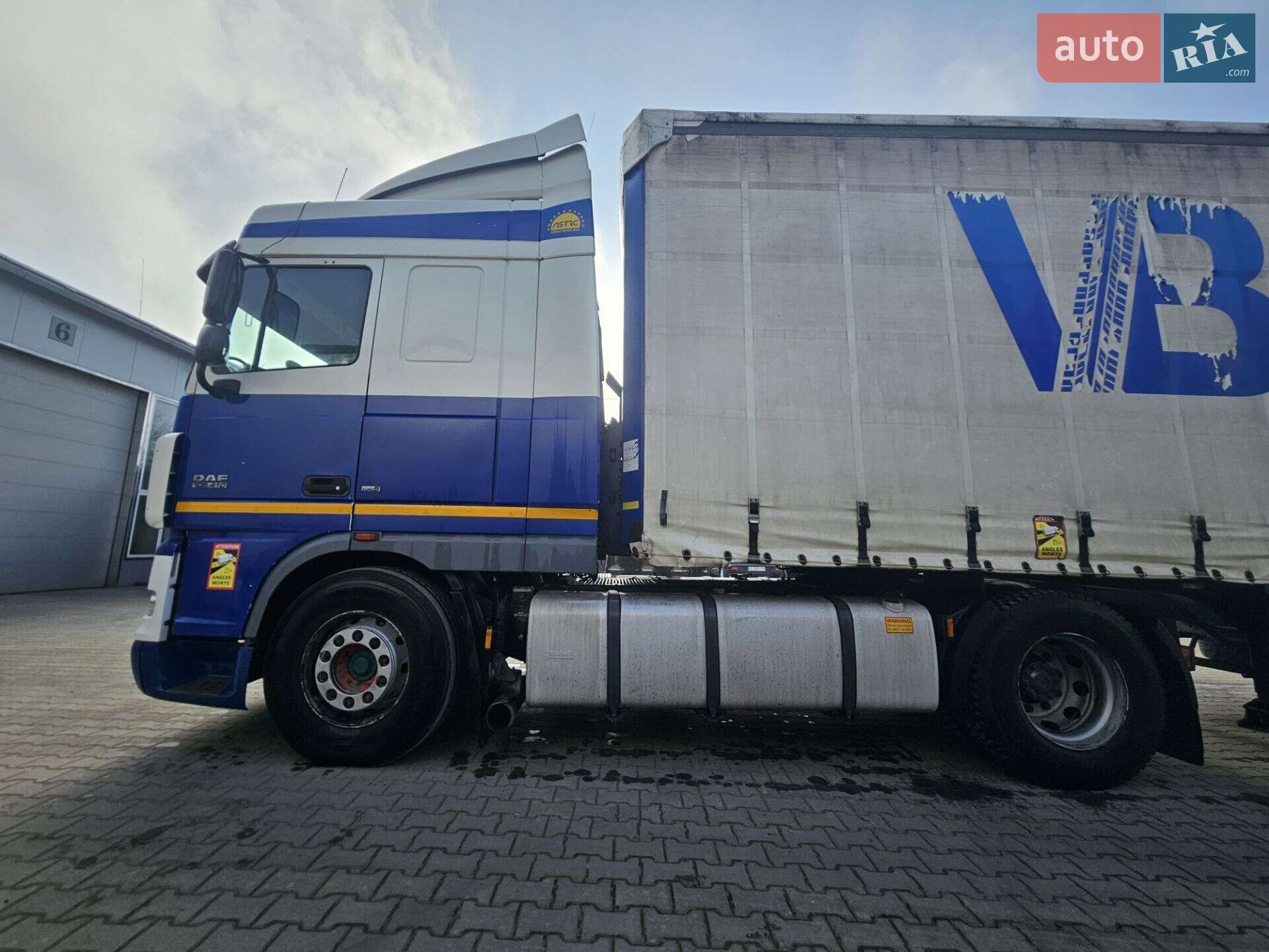 DAF XF 105 2008 VIN XLRTE47MS0E817304 фото оголошення 17 з 17