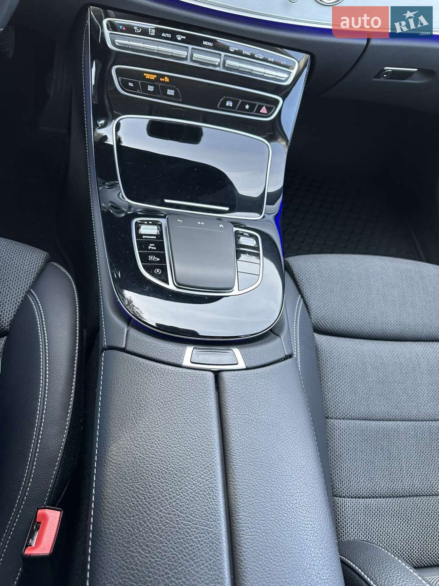 Mercedes-Benz E-Class 2021 VIN W1K2130041A980016 фото оголошення 10 з 15