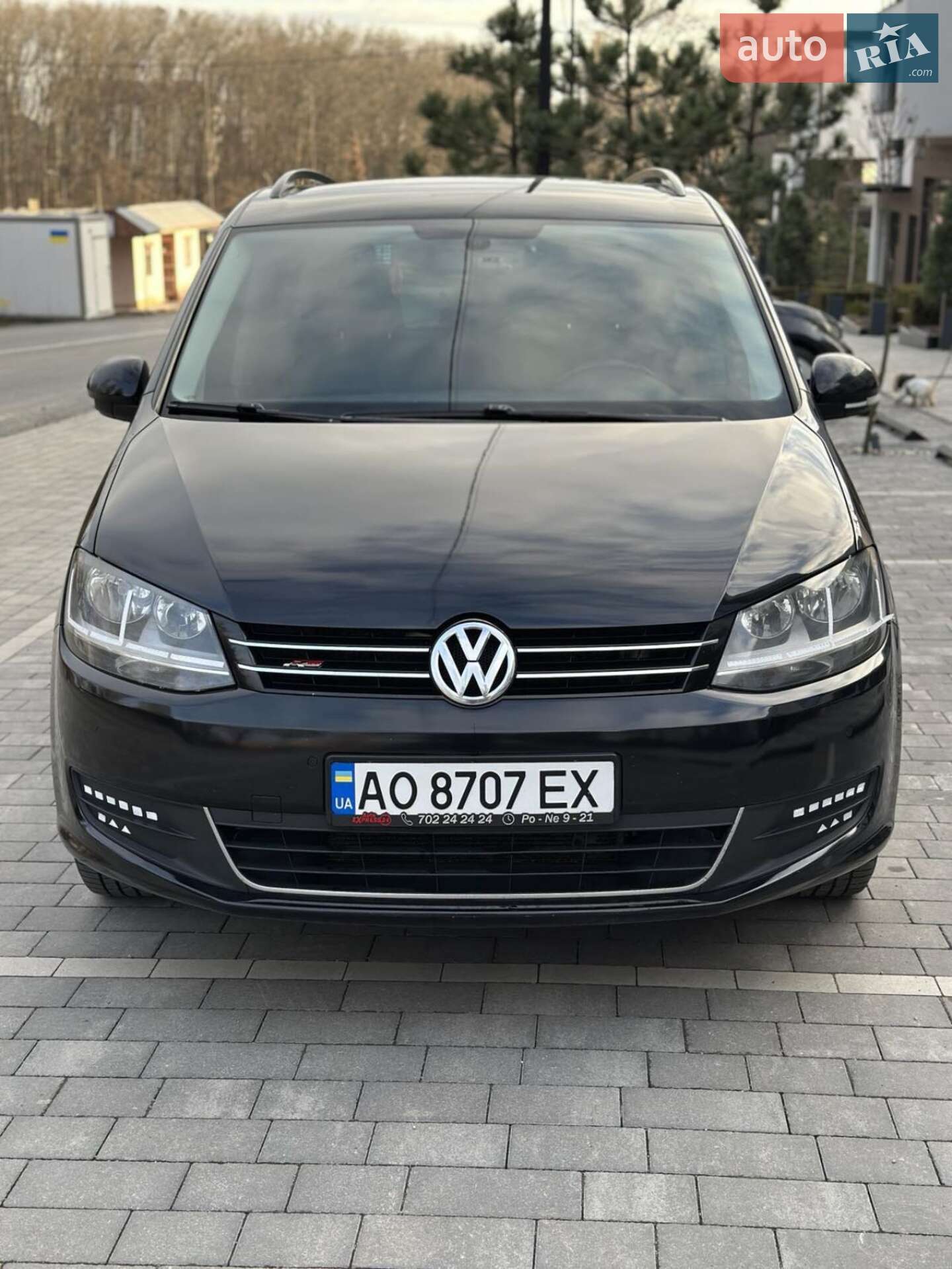 Volkswagen Sharan 2011 VIN WVWZZZ7NZBV027972 фото оголошення 2 з 26