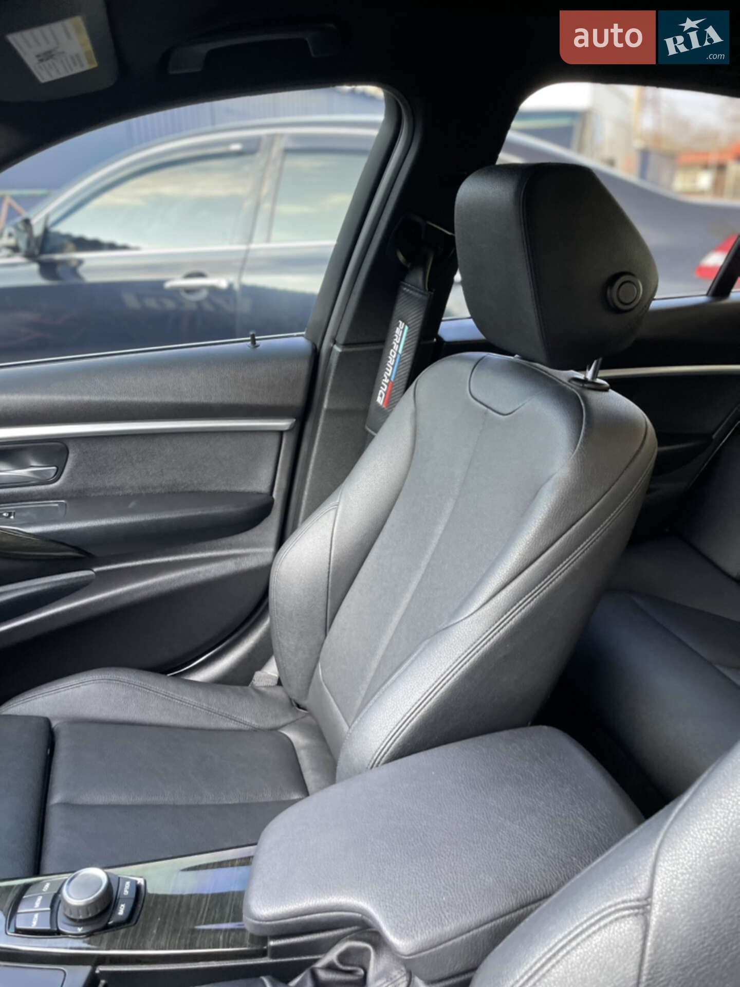 BMW 3 Series 2018 VIN WBA8E1C5XJA756428 фото оголошення 52 з 78