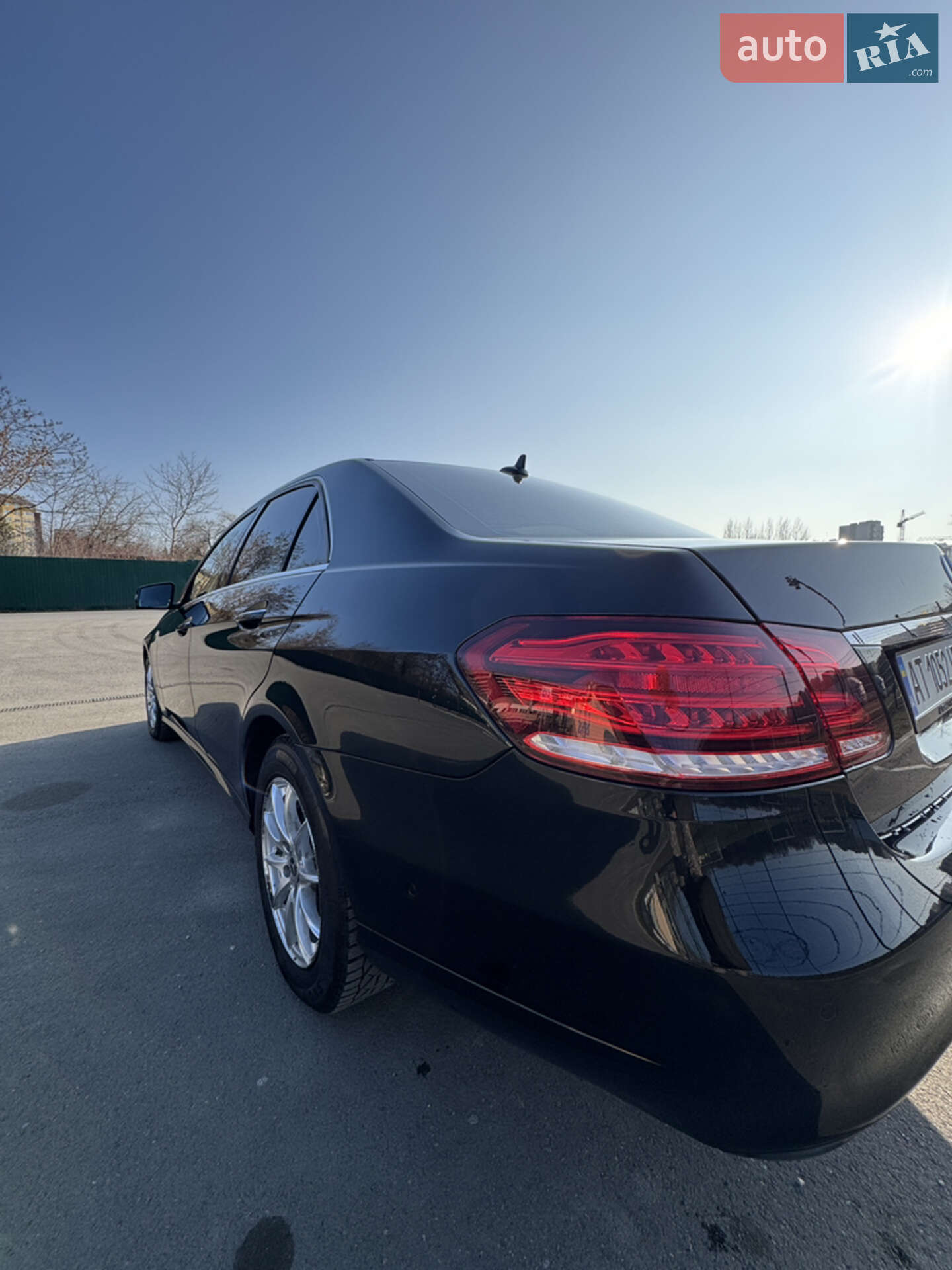 Mercedes-Benz E-Class 2015 VIN WDD2120271B314966 фото оголошення 2 з 20