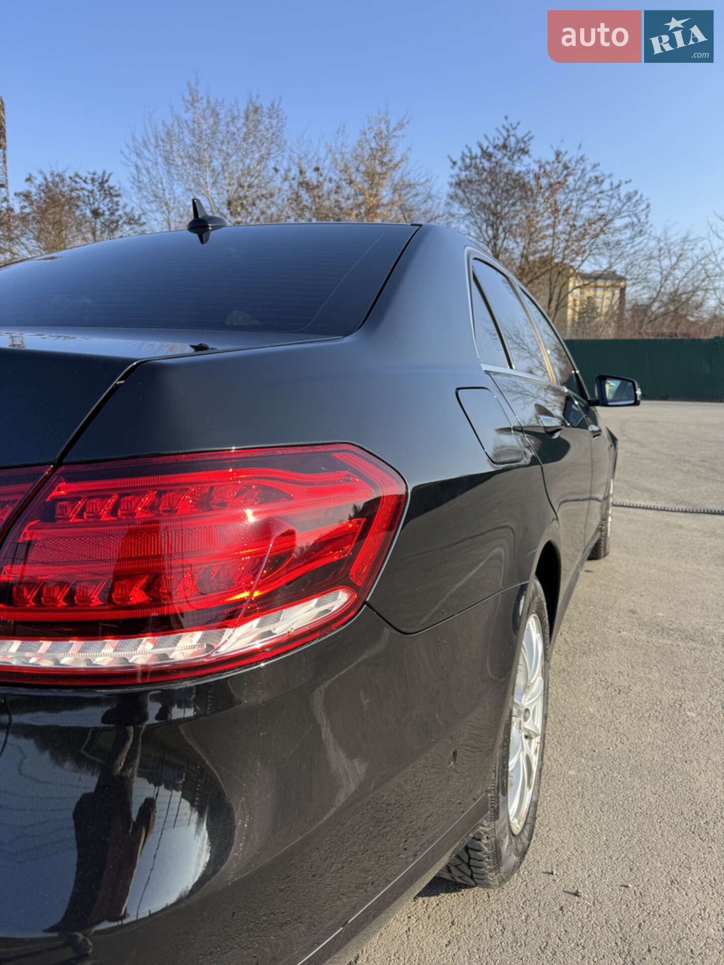 Mercedes-Benz E-Class 2015 VIN WDD2120271B314966 фото оголошення 3 з 20