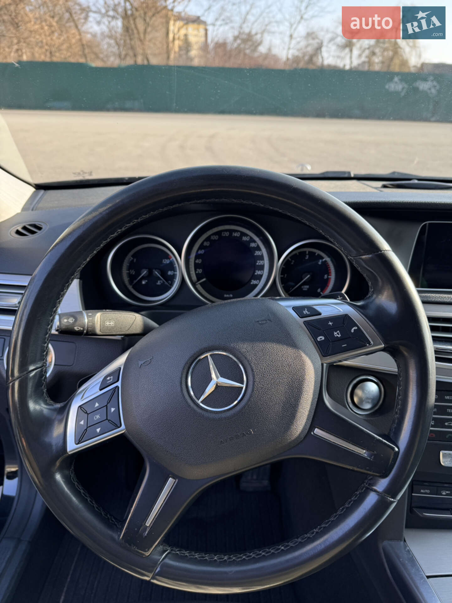 Mercedes-Benz E-Class 2015 VIN WDD2120271B314966 фото оголошення 14 з 20