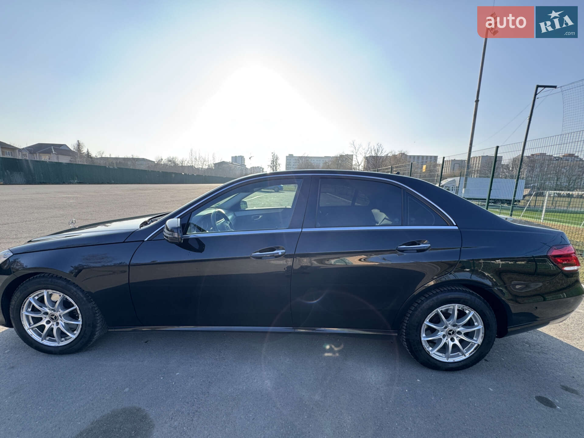 Mercedes-Benz E-Class 2015 VIN WDD2120271B314966 фото оголошення 18 з 20
