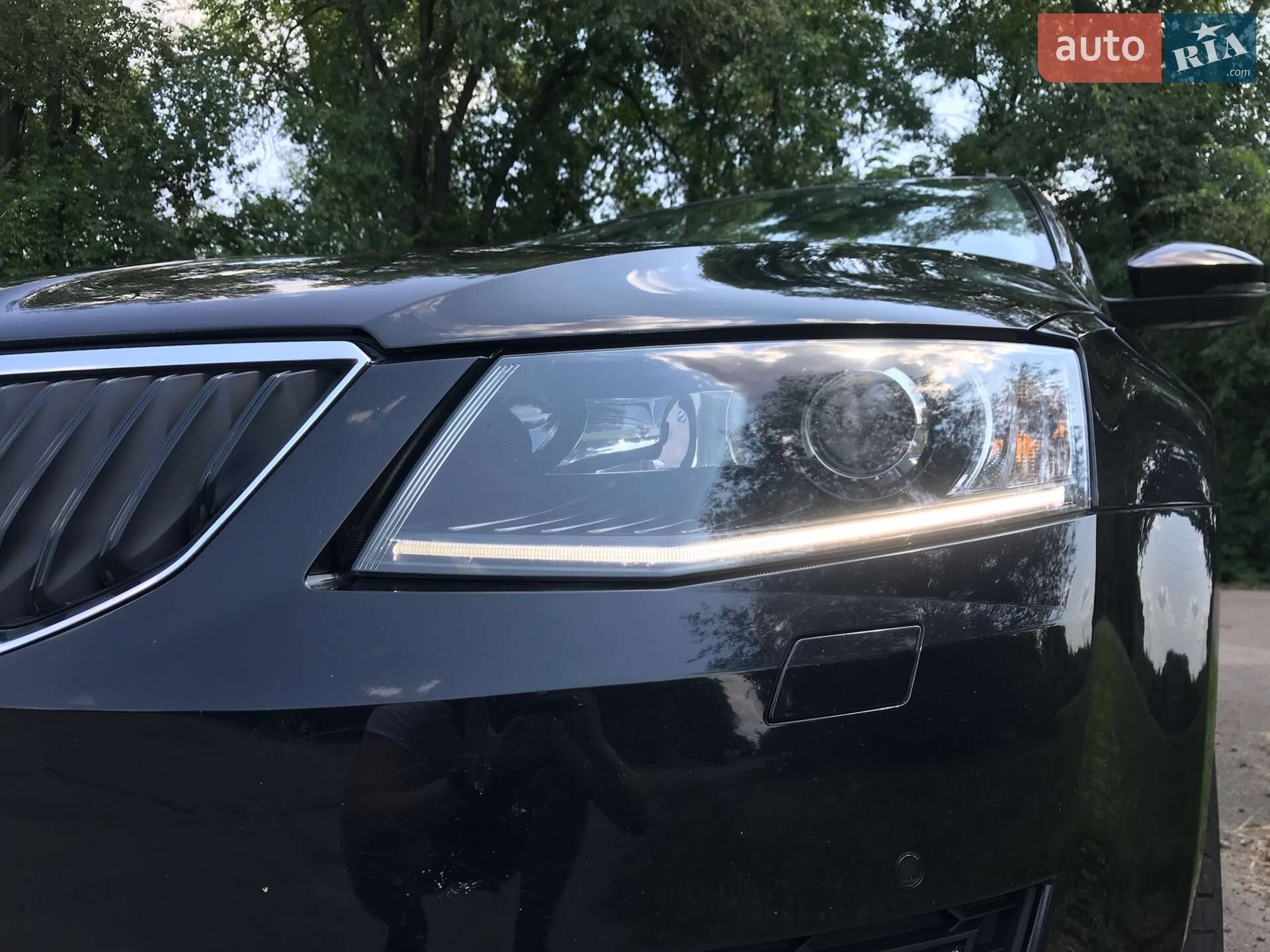 Skoda Octavia 2015 VIN TMBJJ9NE1F0195609 фото оголошення 3 з 25