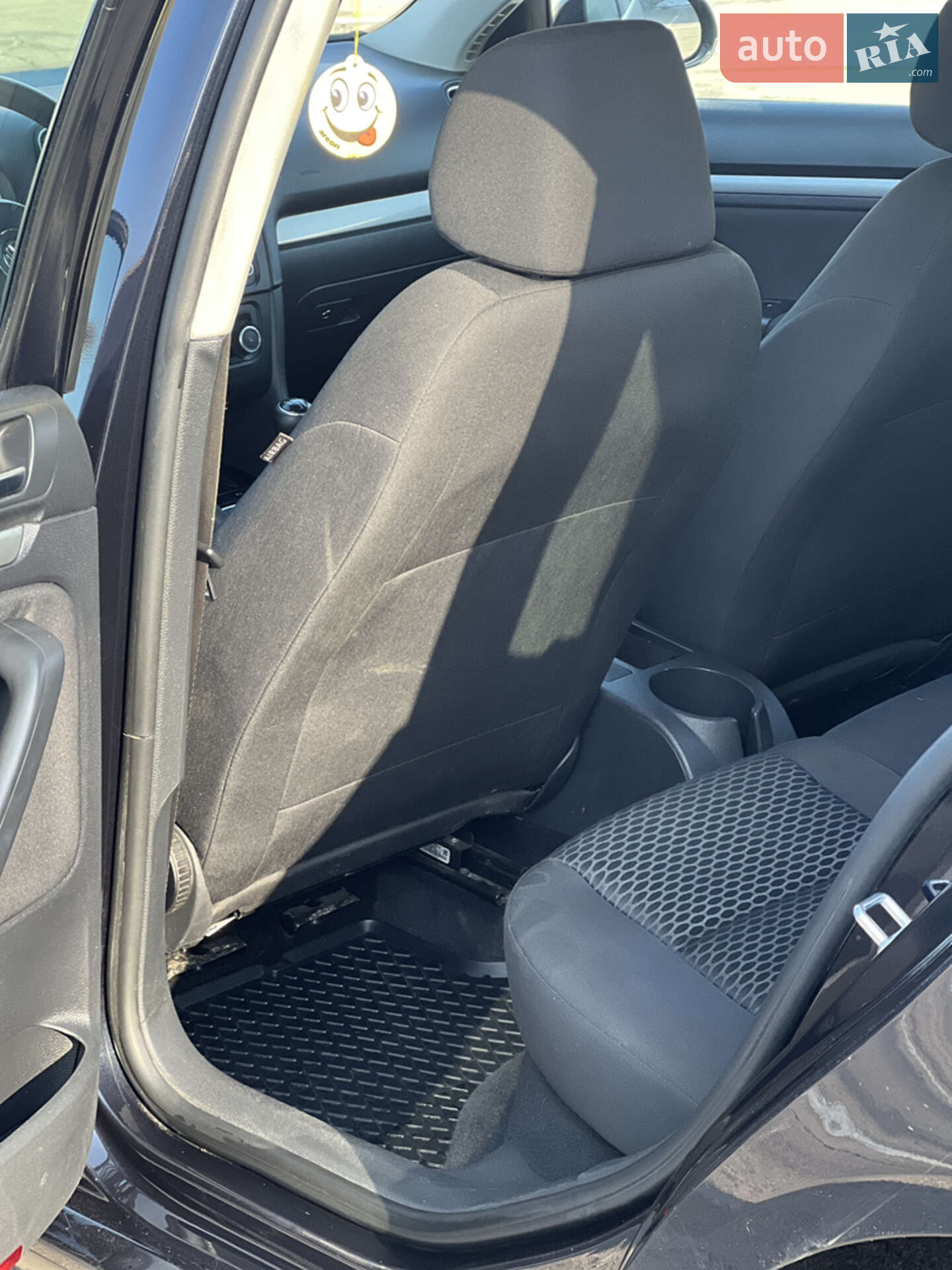 Volkswagen Golf 2011 VIN WVWZZZ1KZCM608797 фото оголошення 4 з 5