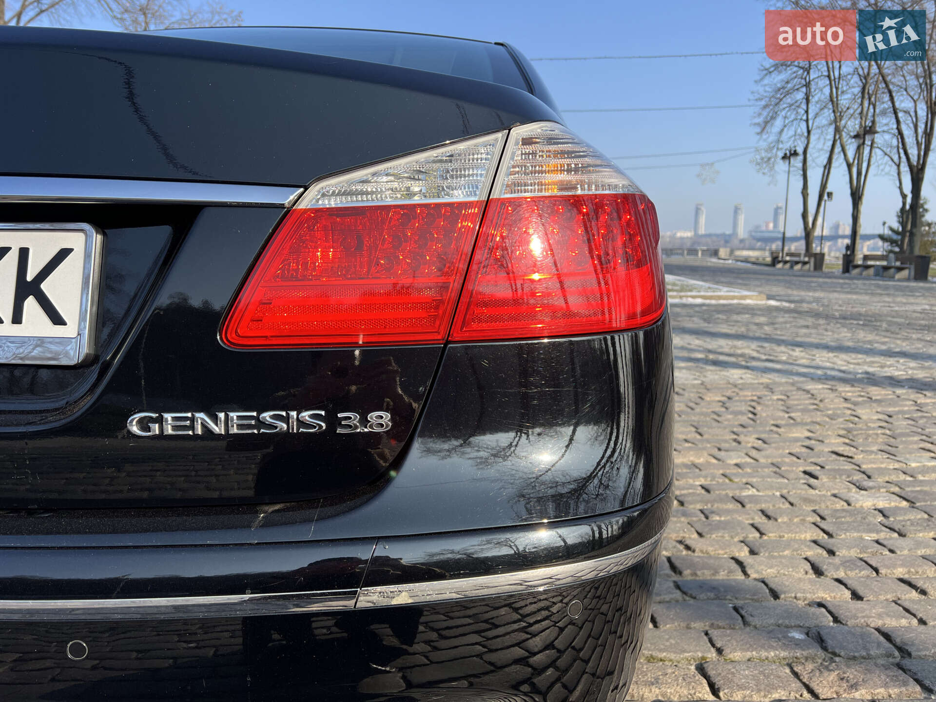 Hyundai Genesis 2008 VIN KMHGC41EP9U038685 фото оголошення 12 з 35