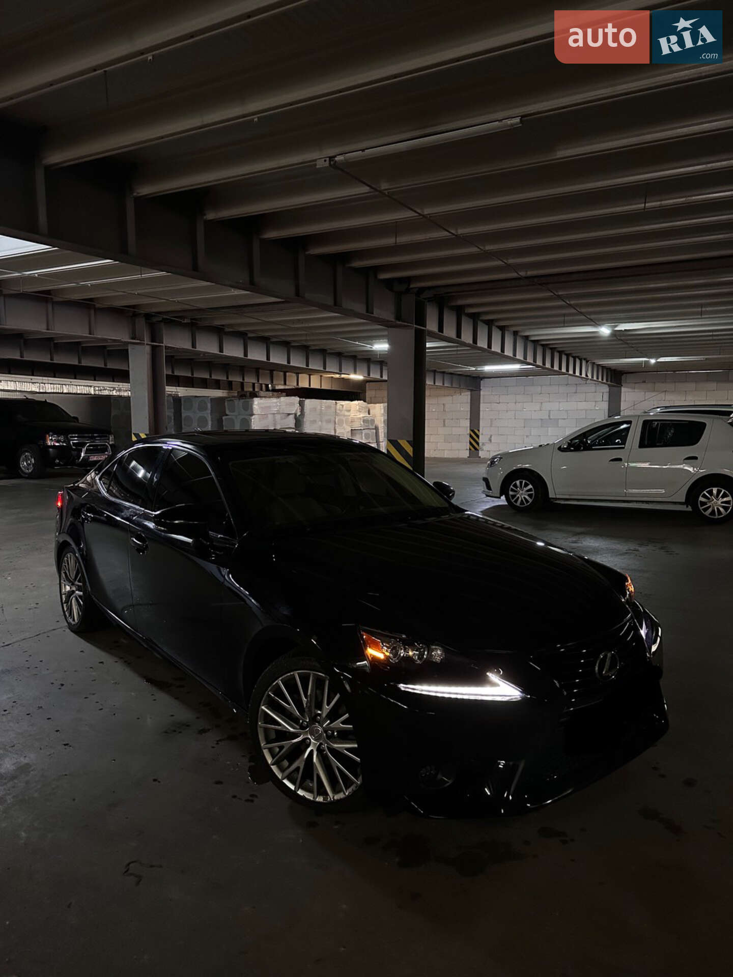 Lexus IS 2013 VIN JTHCF1D2XE5005728 фото оголошення 15 з 50