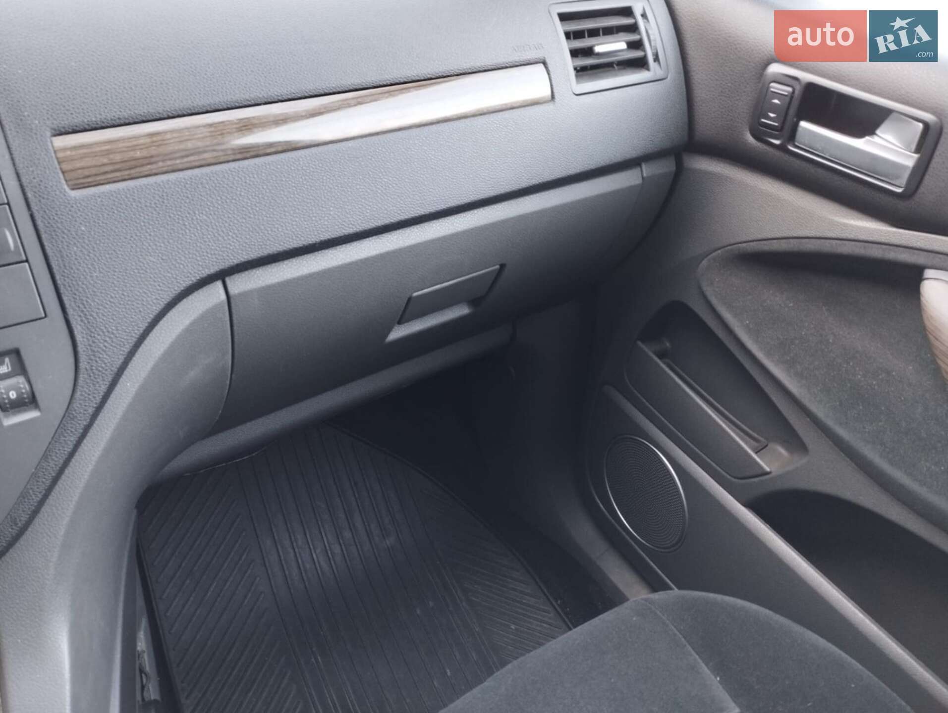 Ford C-Max 2008 VIN WF0EXXGCDE8C55380 фото оголошення 11 з 19