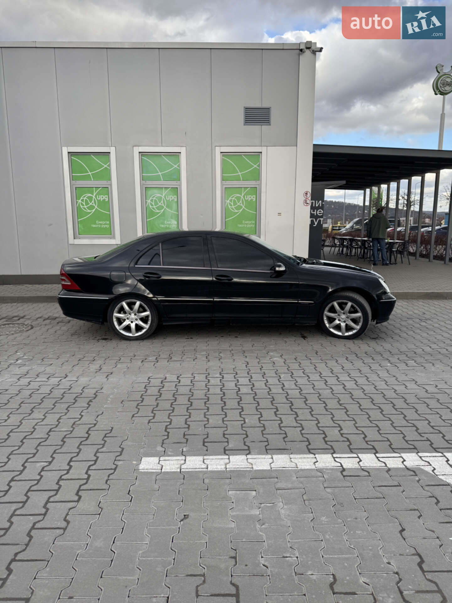 Mercedes-Benz C-Class 2003 VIN WDB2030161F466927 фото оголошення 4 з 25